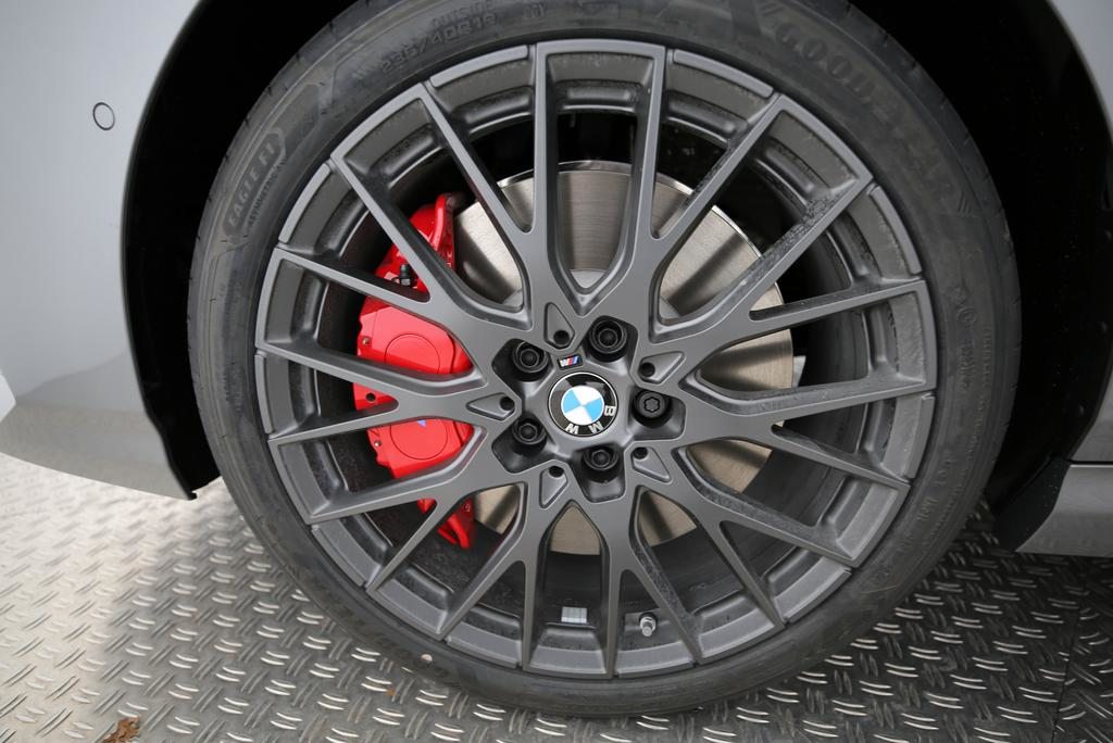 BMW M135i xDrive, Benzin, Neuwagen, Automatik - 2