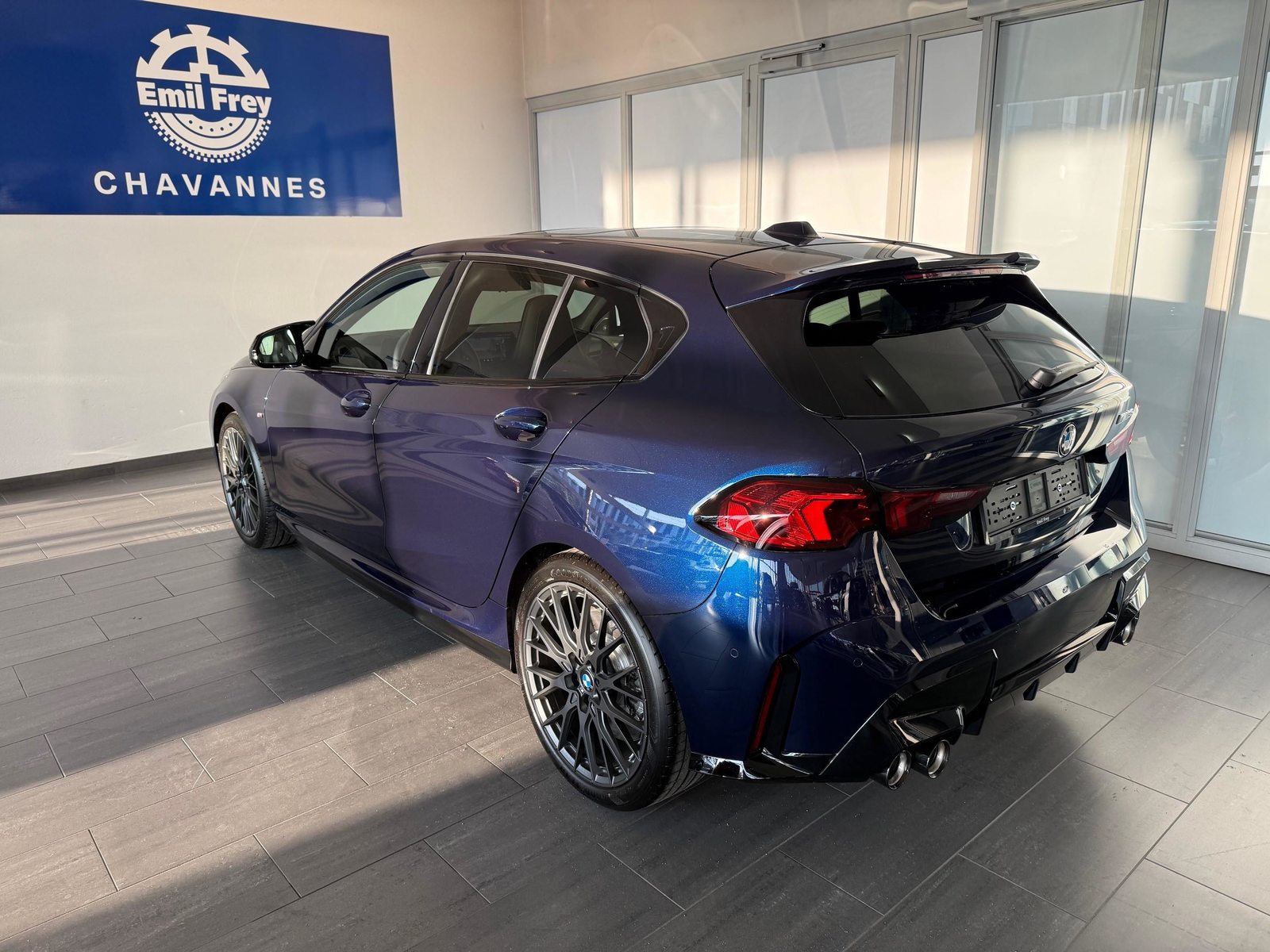 BMW M135i xDrive, Benzin, Neuwagen, Automatik - 2