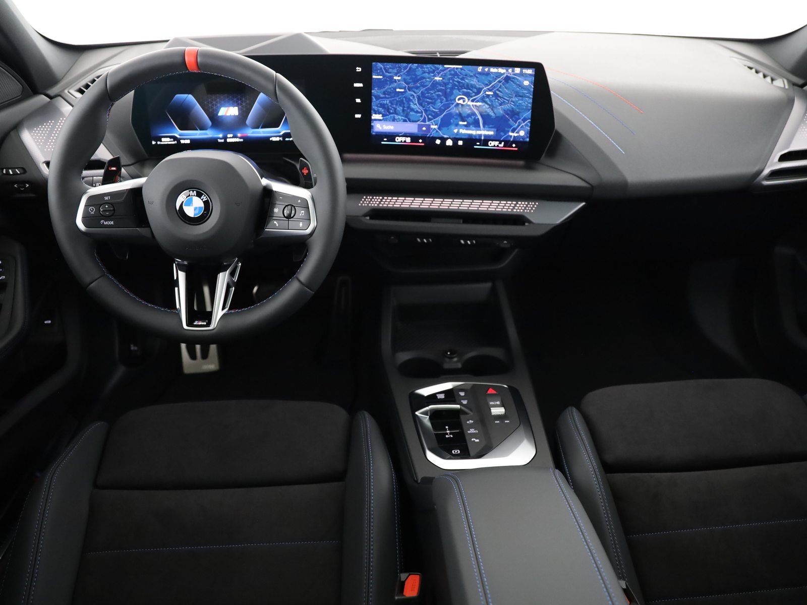 BMW M135i xDrive, Petrol, New car, Automatic - 5