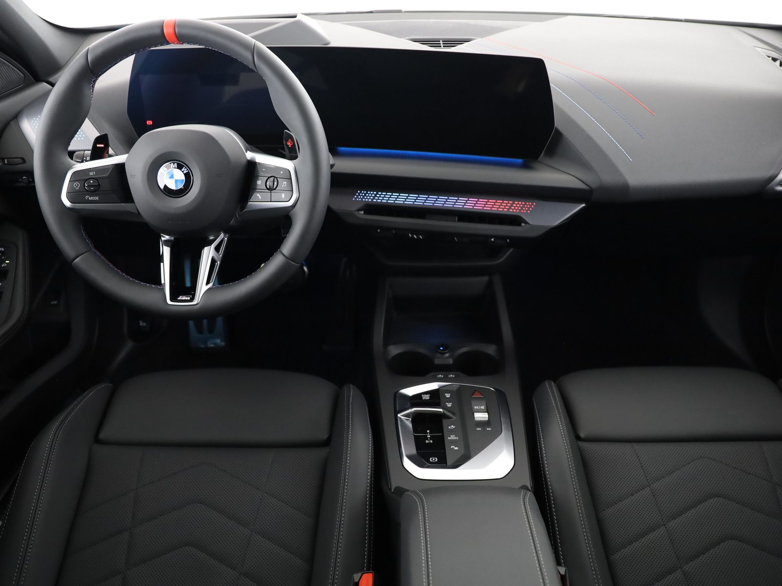BMW M135i xDrive, Petrol, New car, Automatic - 5