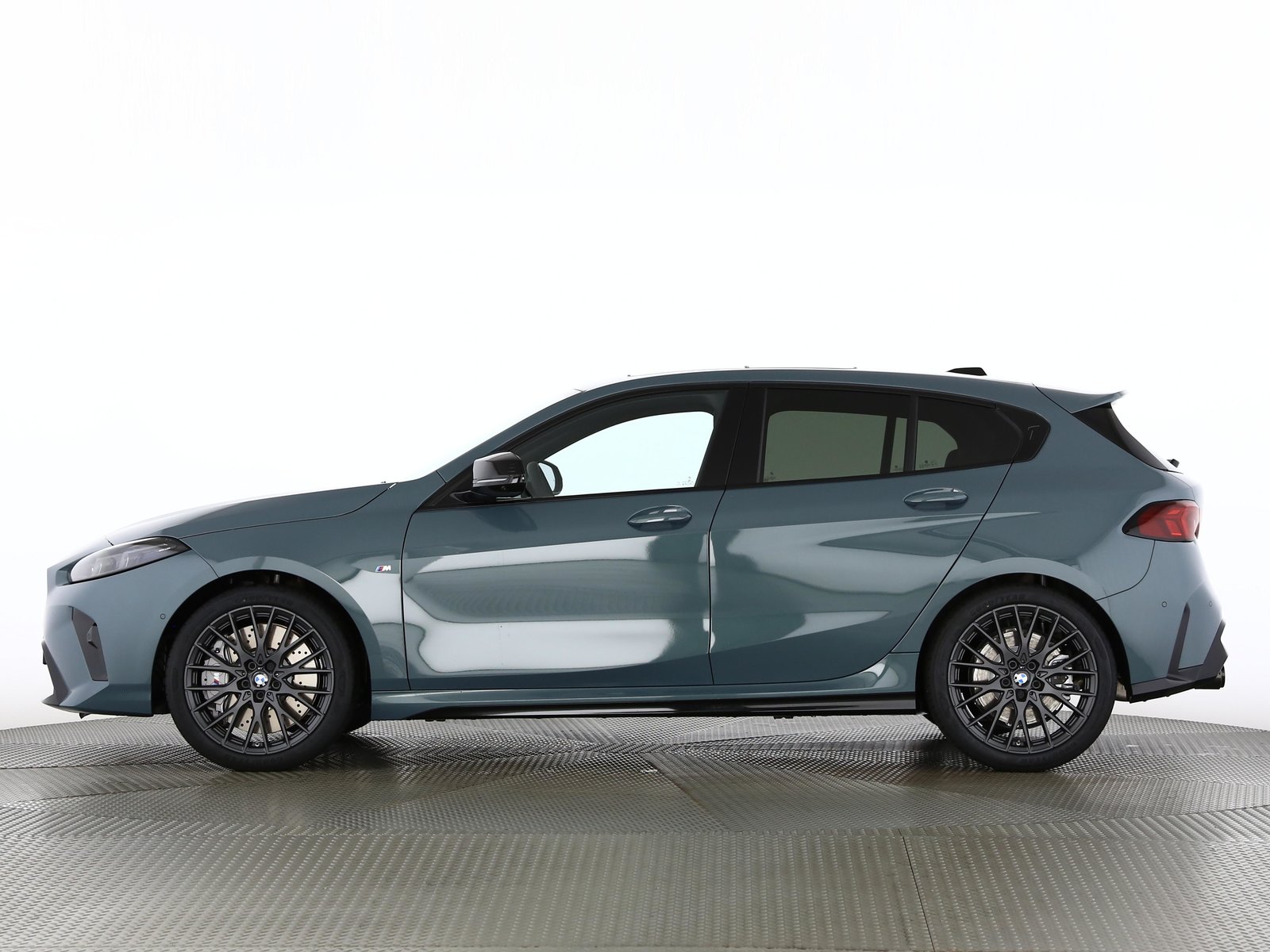 BMW M135i, Benzin, Neuwagen, Automatik - 2