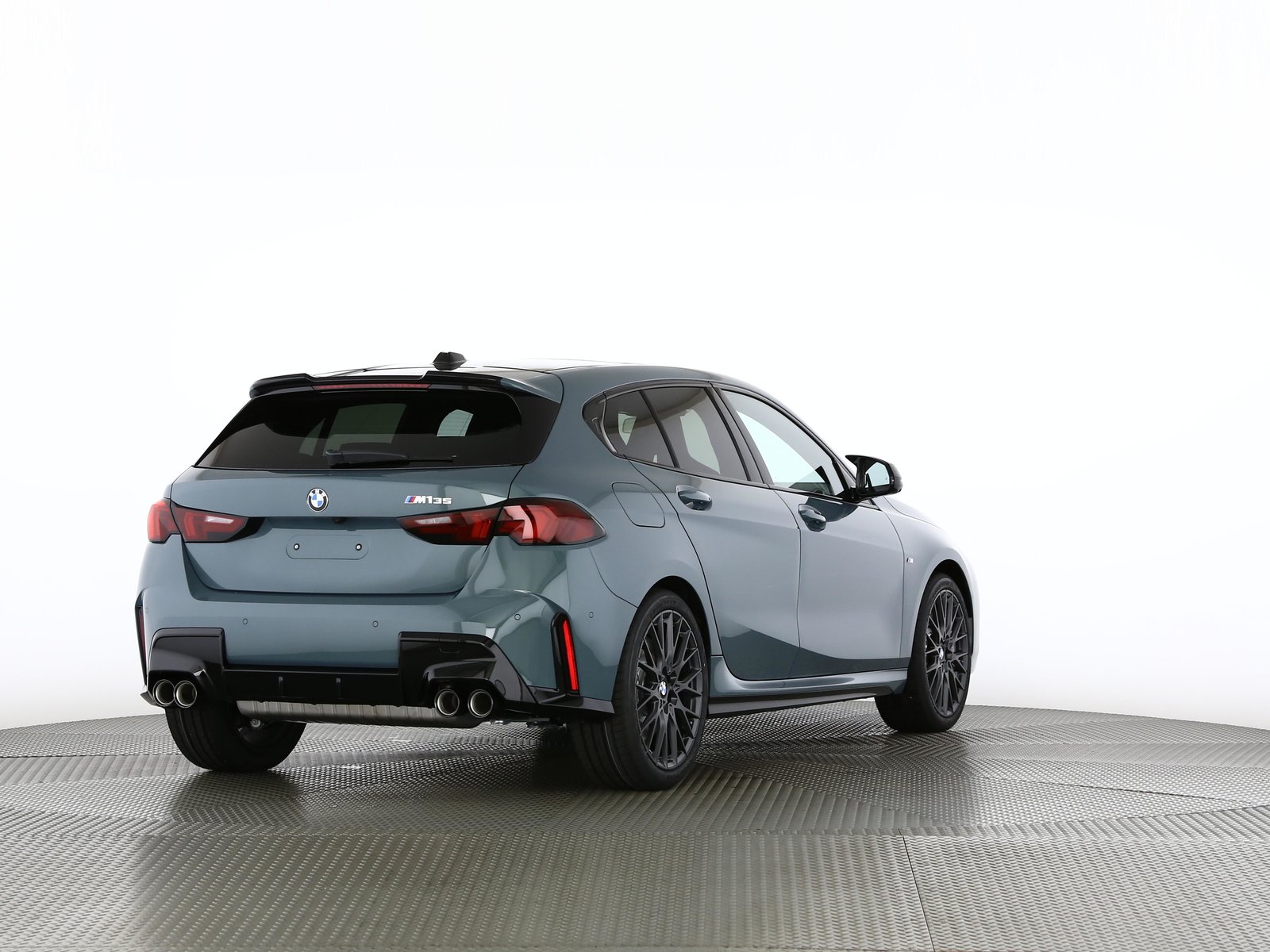BMW M135i, Benzin, Neuwagen, Automatik - 4