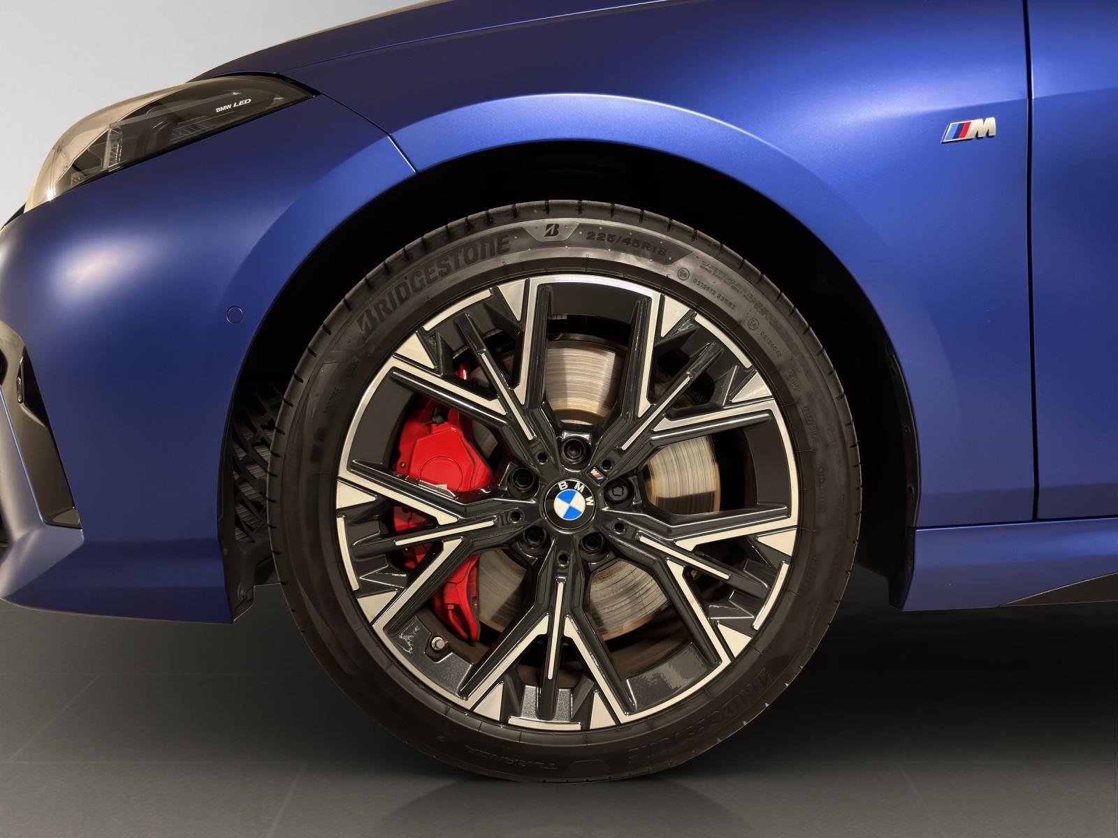 BMW M135i, Benzin, Occasion / Gebraucht, Automatik - 3