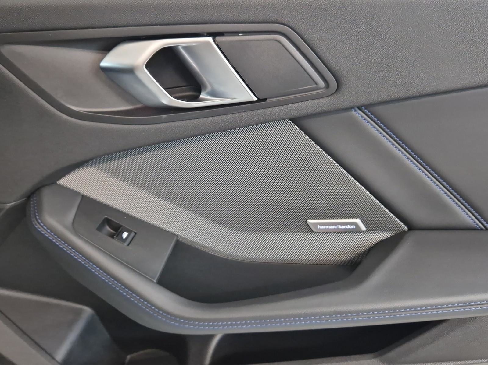 BMW M135i xDrive, Benzin, Occasion / Gebraucht, Automatik - 6