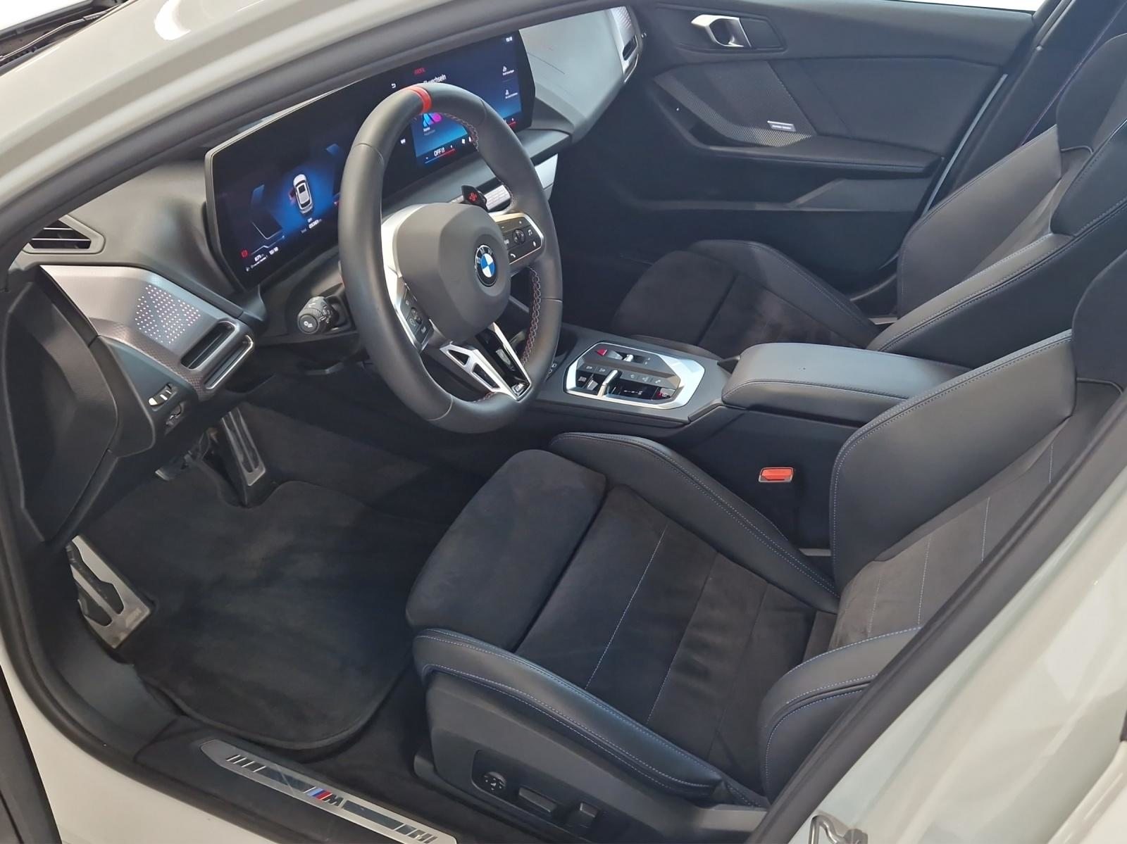 BMW M135i xDrive, Benzin, Occasion / Gebraucht, Automatik - 7