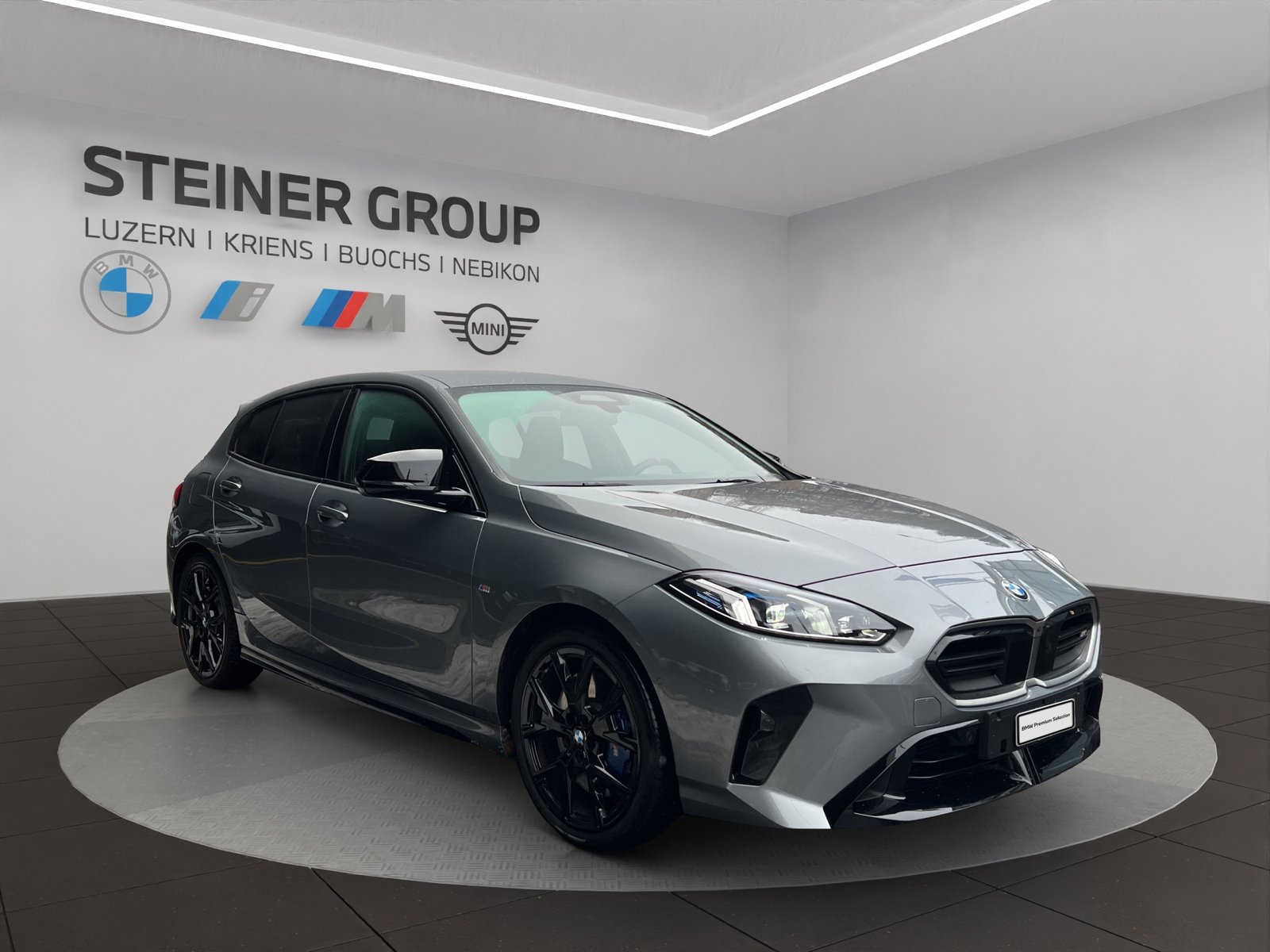 BMW M135i Steptronic, Benzin, Occasion / Gebraucht, Automatik - 3