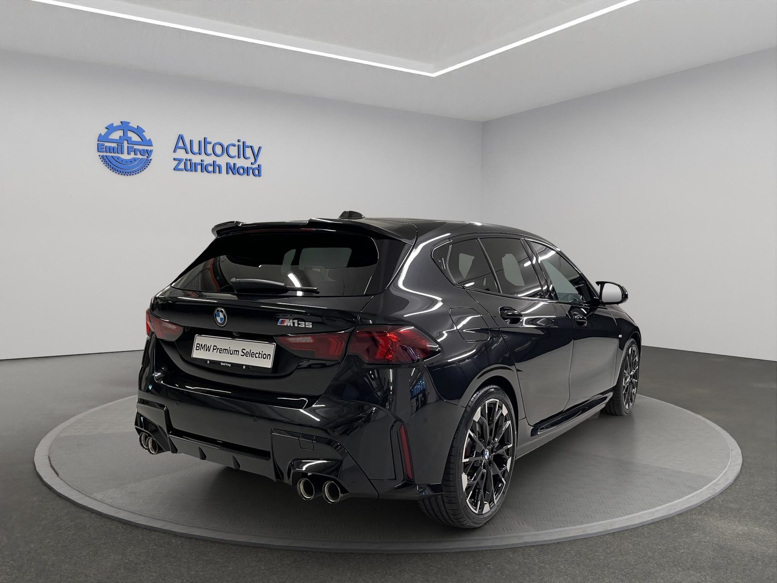 BMW M135i xDrive, Petrol, Second hand / Used, Automatic - 2