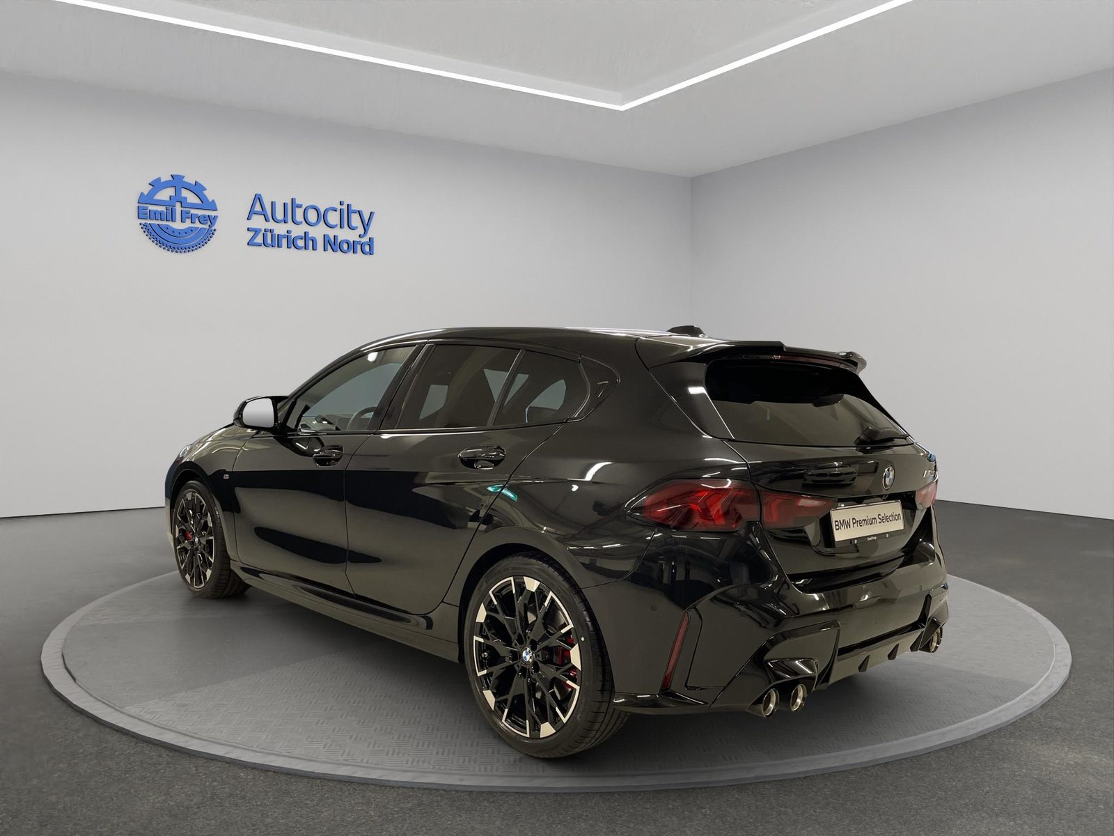 BMW M135i xDrive, Petrol, Second hand / Used, Automatic - 4