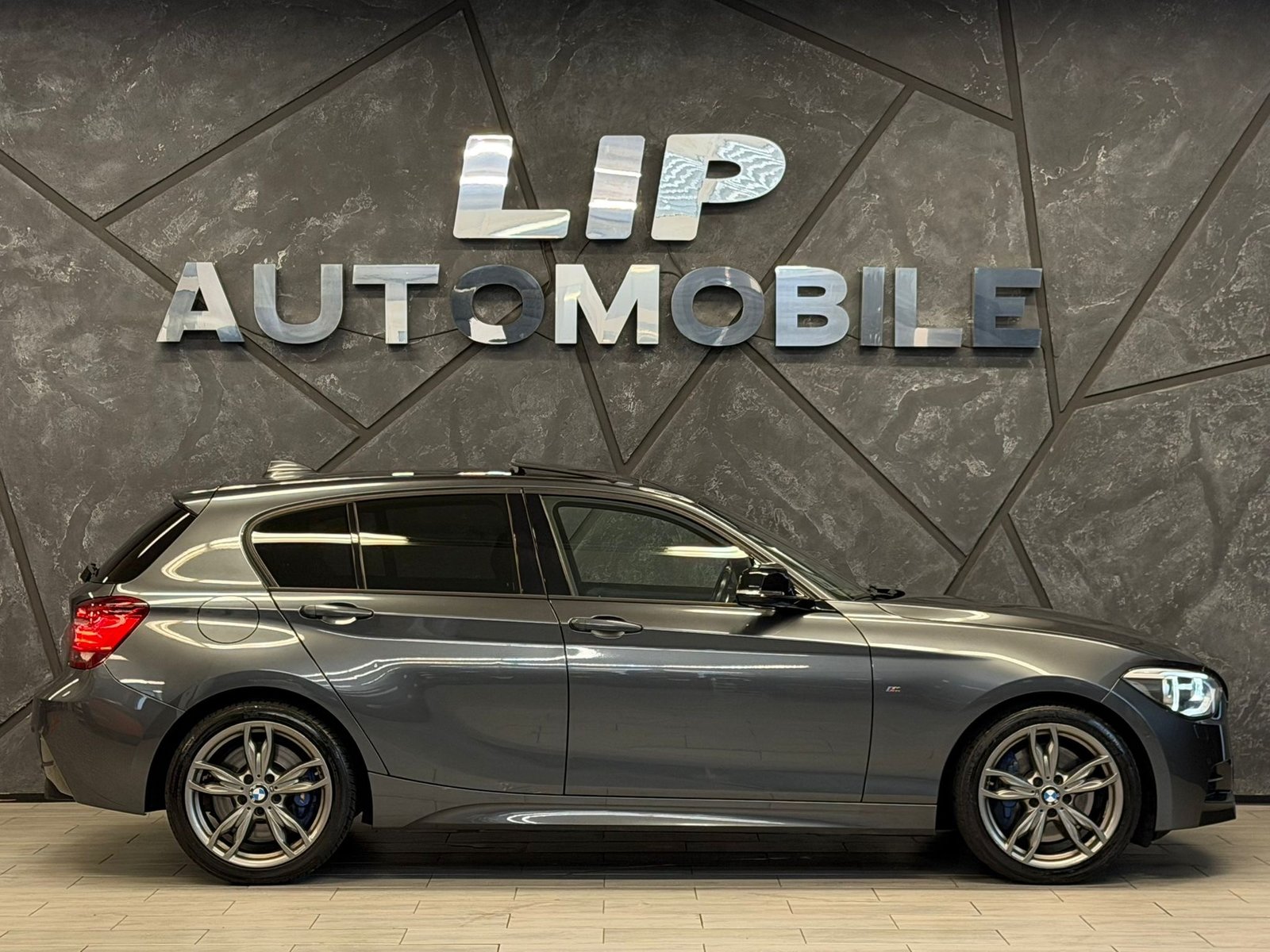 BMW M135i Steptronic, Benzin, Occasion / Gebraucht, Automatik - 4