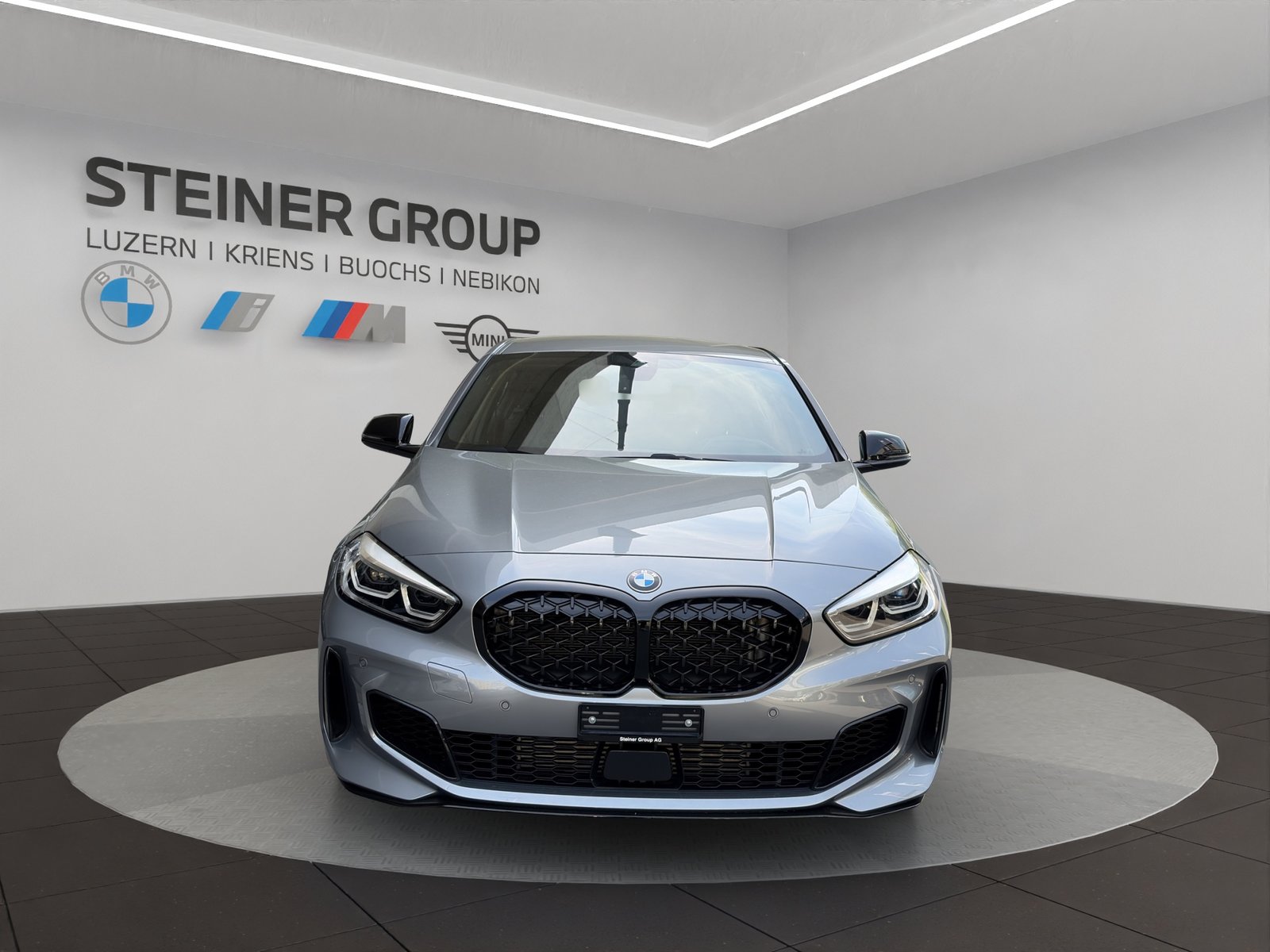 BMW M135i Steptronic, Benzin, Occasion / Gebraucht, Automatik - 2