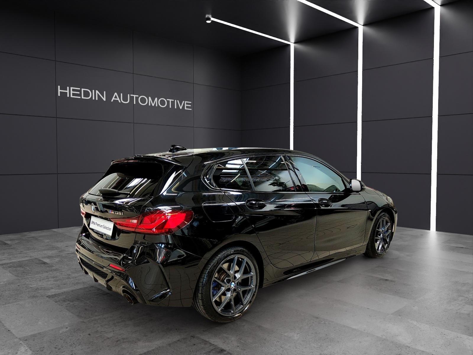 BMW M135i xDrive, Essence, Occasion / Utilisé, Automatique - 6