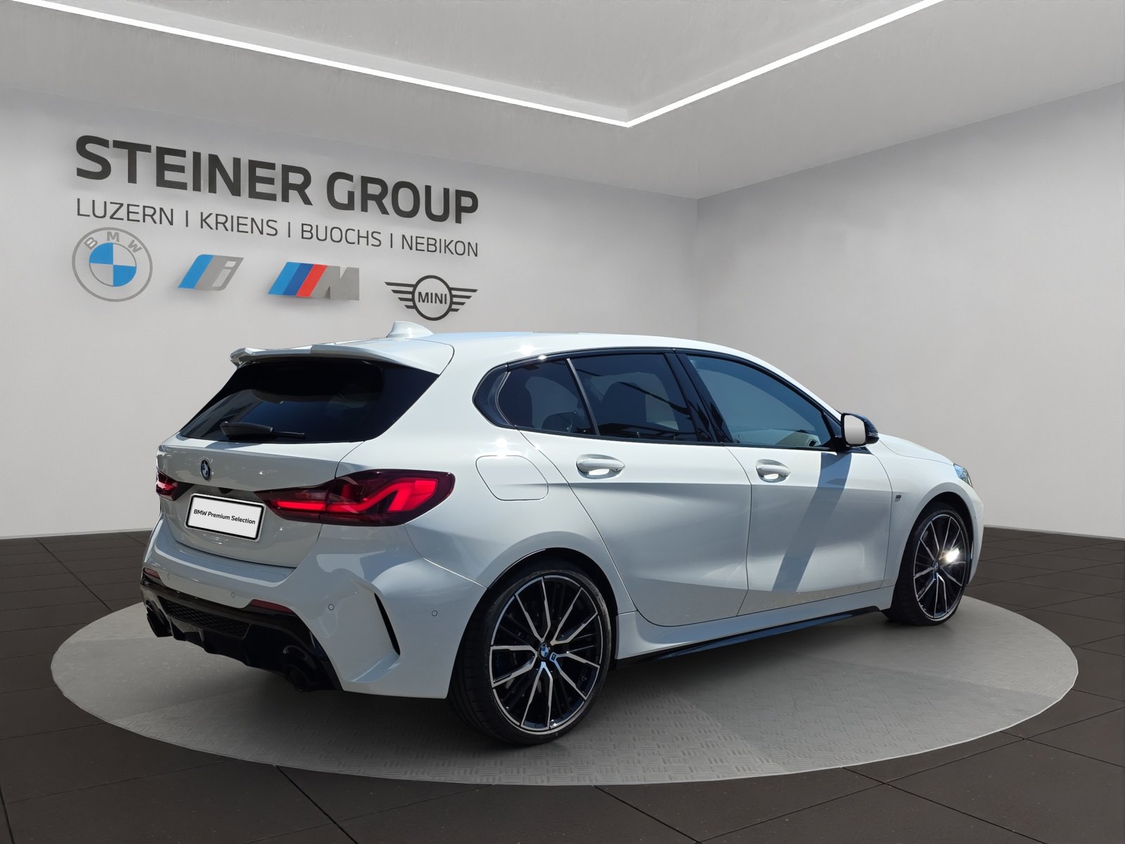 BMW M135i Steptronic, Benzin, Occasion / Gebraucht, Automatik - 3
