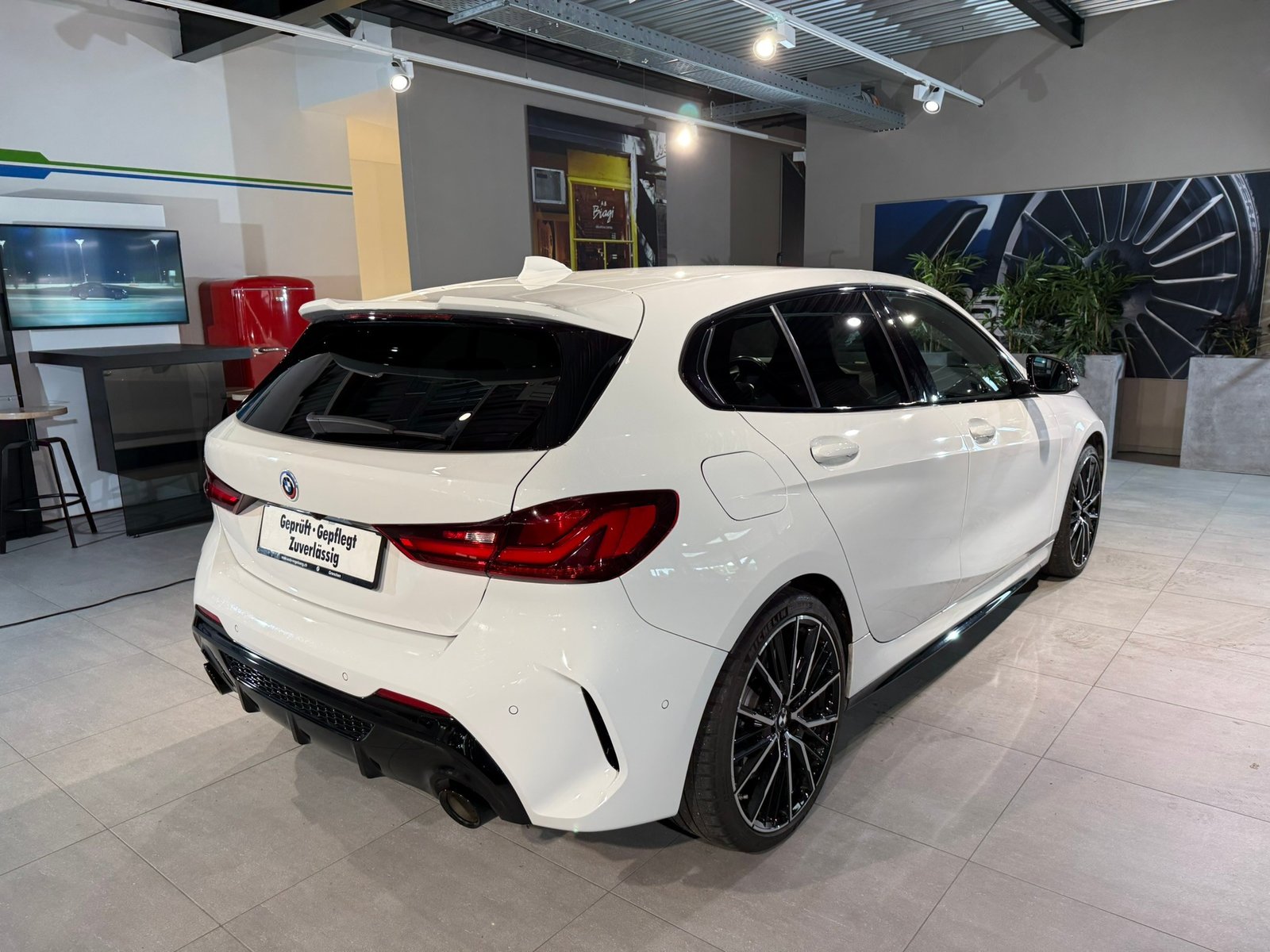 BMW M135i Steptronic, Petrol, Second hand / Used, Automatic - 7