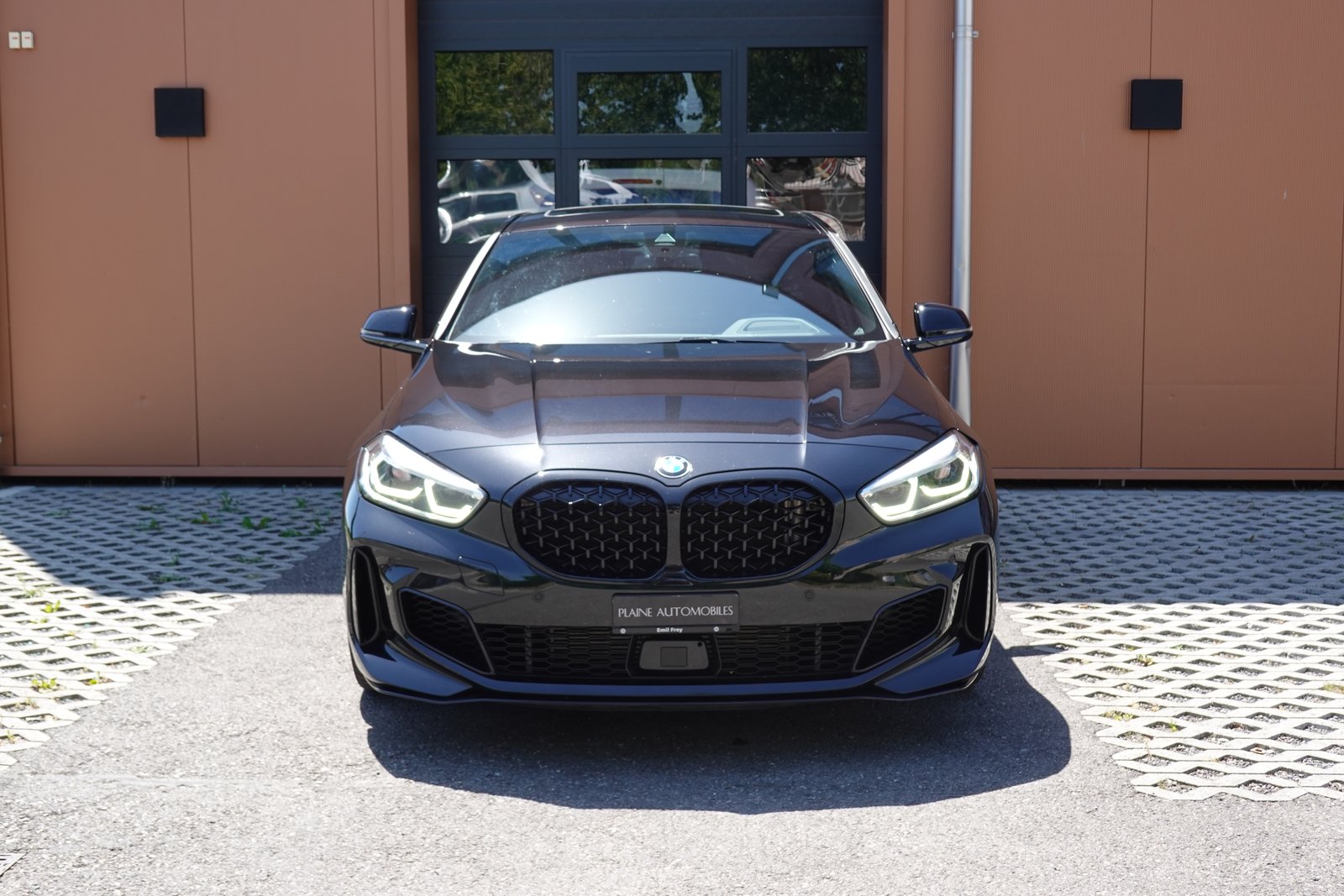 BMW M135i Steptronic - CH Auto * Harman Kardon * Tem, Benzin, Occasion / Gebraucht, Automatik - 2