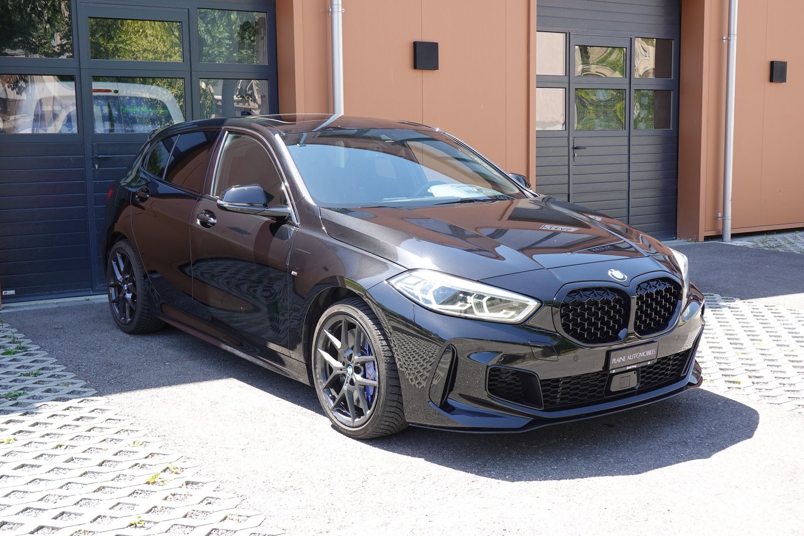 BMW M135i Steptronic - CH Auto * Harman Kardon * Tem, Benzin, Occasion / Gebraucht, Automatik - 3