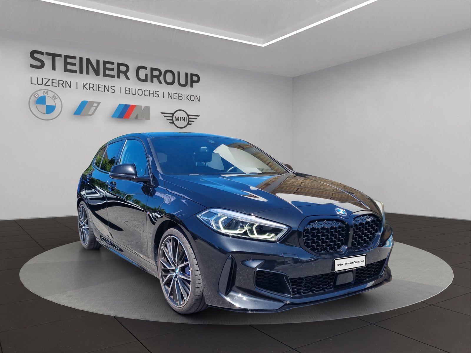 BMW M135i Steptronic, Benzin, Occasion / Gebraucht, Automatik - 3