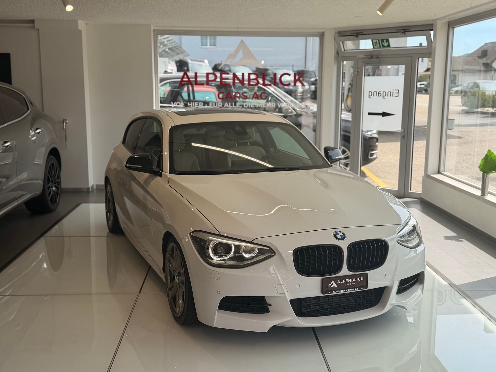 BMW M135i Steptronic, Benzin, Occasion / Gebraucht, Automatik - 2