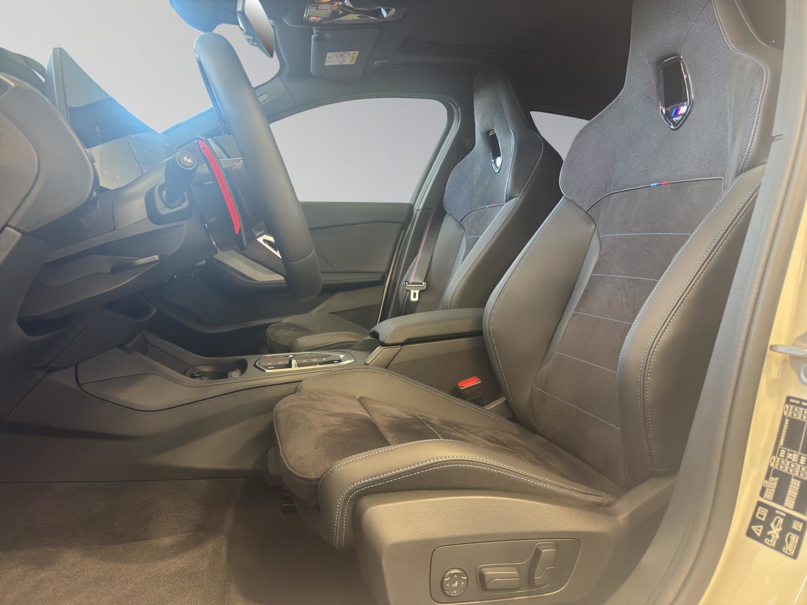 BMW M135i, Benzin, Occasion / Gebraucht, Automatik - 6
