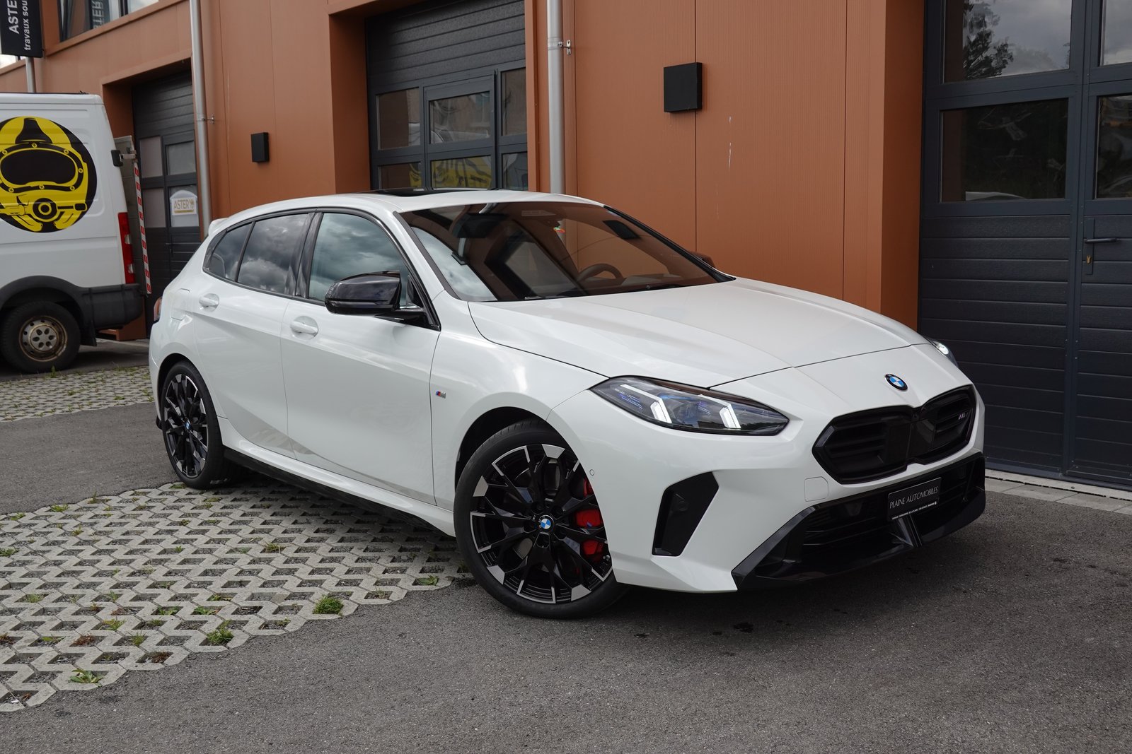 BMW M135i M Sport Pro Steptronic - CH Auto * Service, Benzina, Occasioni / Usate, Automatico - 7