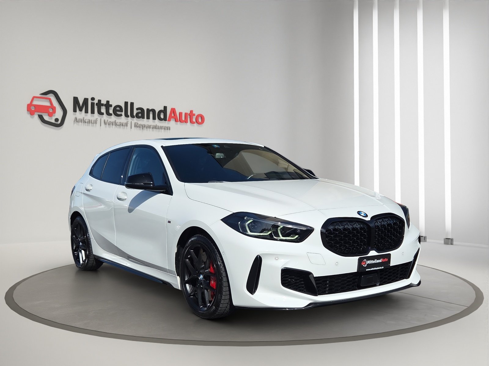 BMW M135i Steptronic, Benzin, Occasion / Gebraucht, Automatik - 3