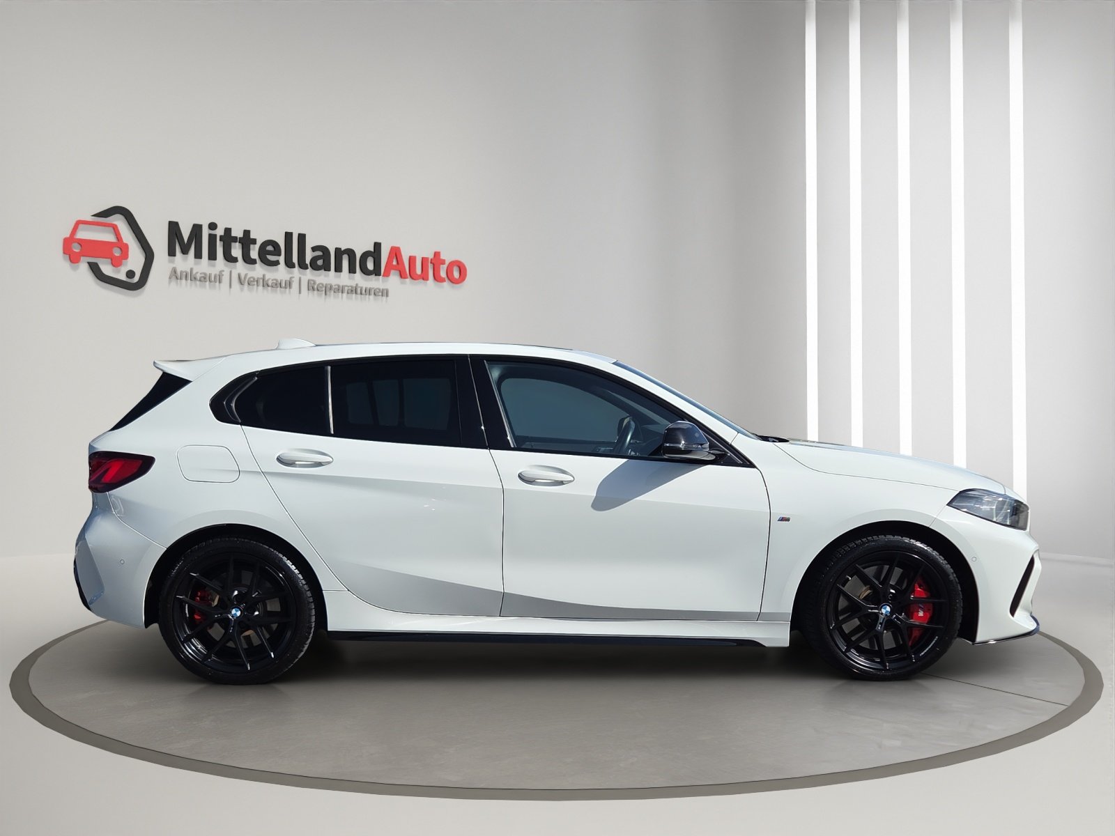 BMW M135i Steptronic, Benzin, Occasion / Gebraucht, Automatik - 4
