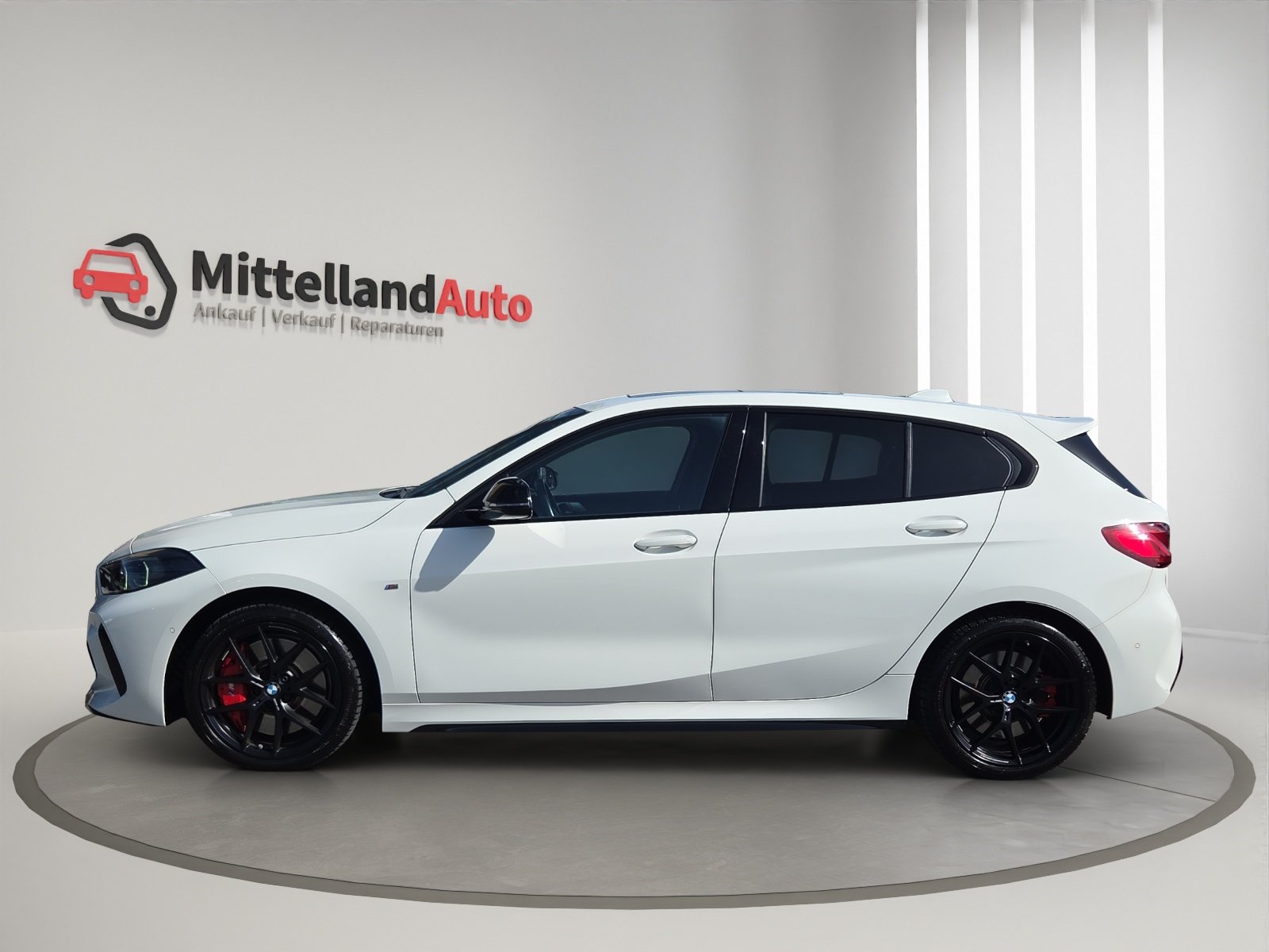 BMW M135i Steptronic, Benzin, Occasion / Gebraucht, Automatik - 5