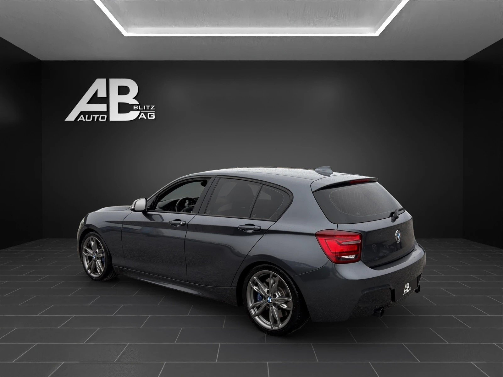 BMW M135i Steptronic, Benzin, Occasion / Gebraucht, Automatik - 3