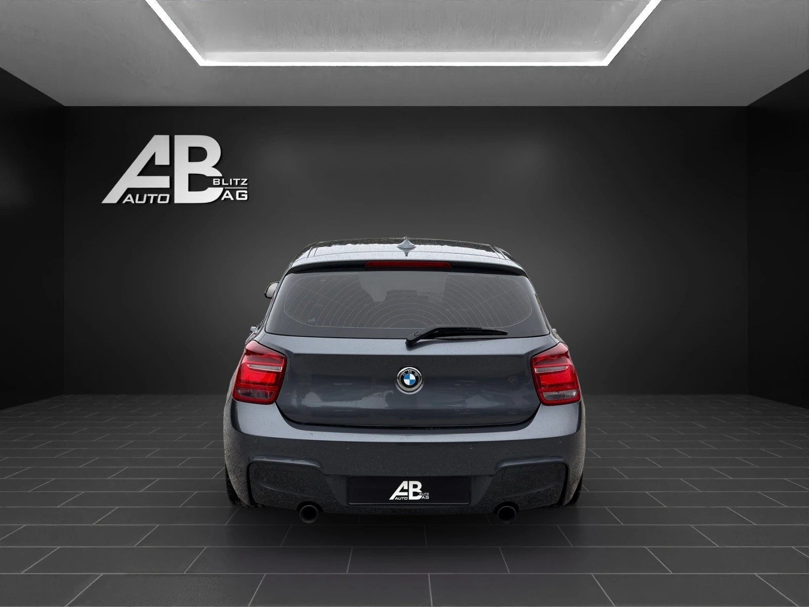 BMW M135i Steptronic, Benzin, Occasion / Gebraucht, Automatik - 4