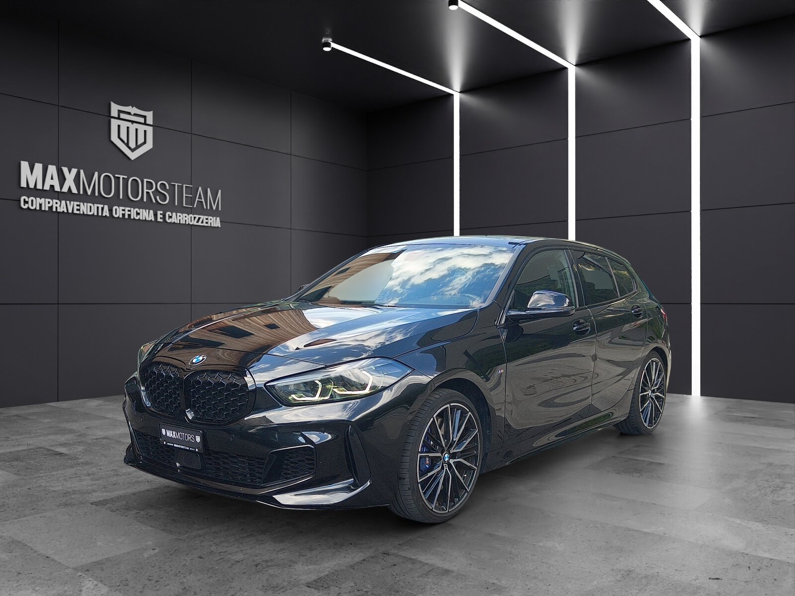 BMW M135i Steptronic PERFORMANCE