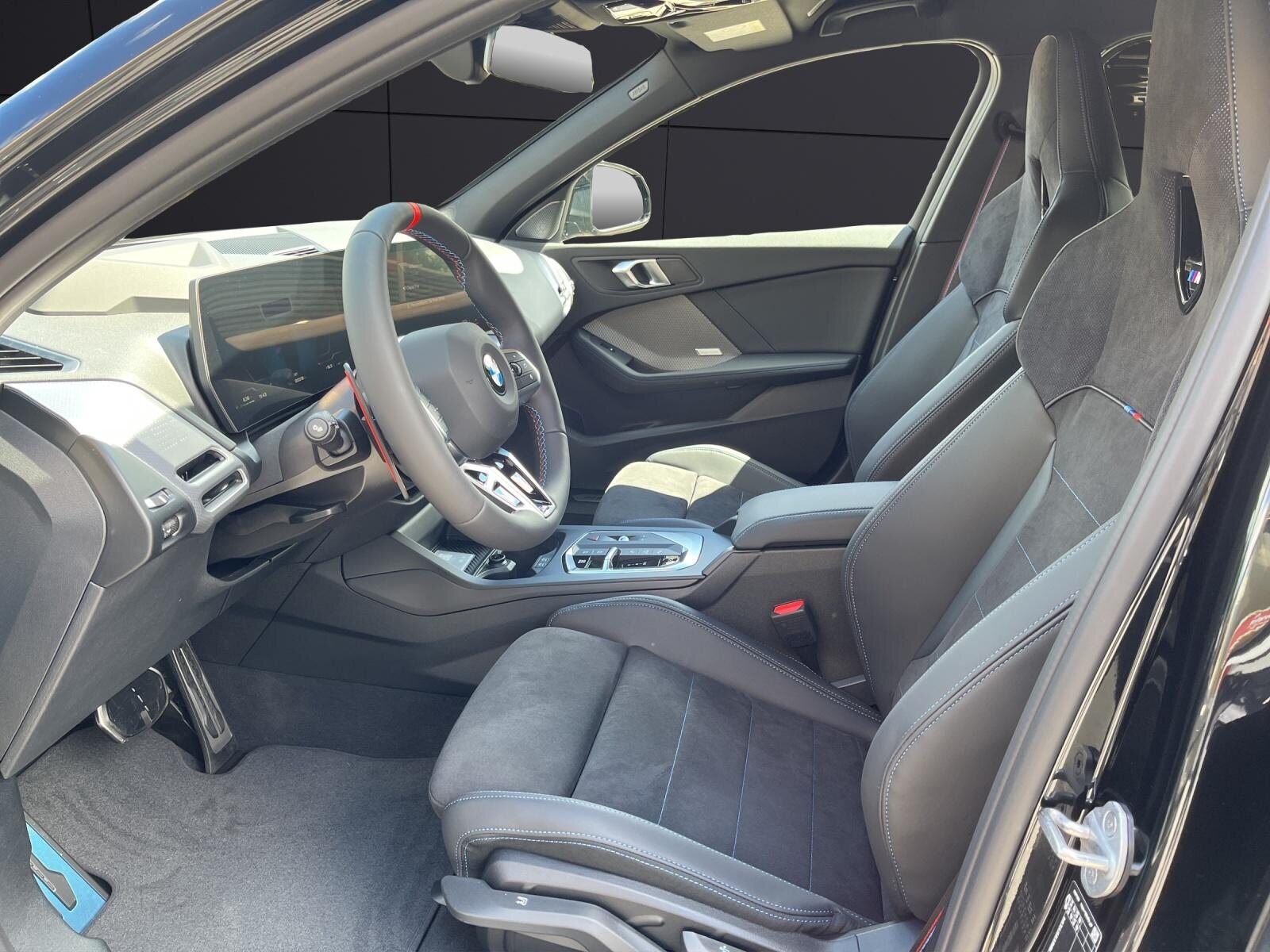 BMW M135i xDrive, Benzin, Vorführwagen, Automatik - 2
