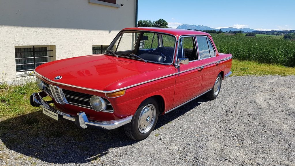 BMW 1800 4-Türige Limousine, Essence, Voiture de collection, Manuelle - 2