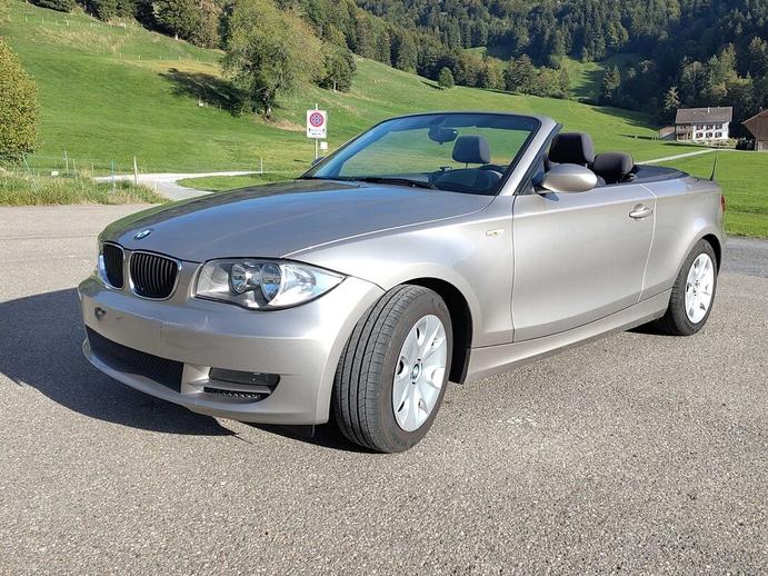 BMW 1er Reihe E88 Cabrio 120i, Petrol, Second hand / Used, Manual