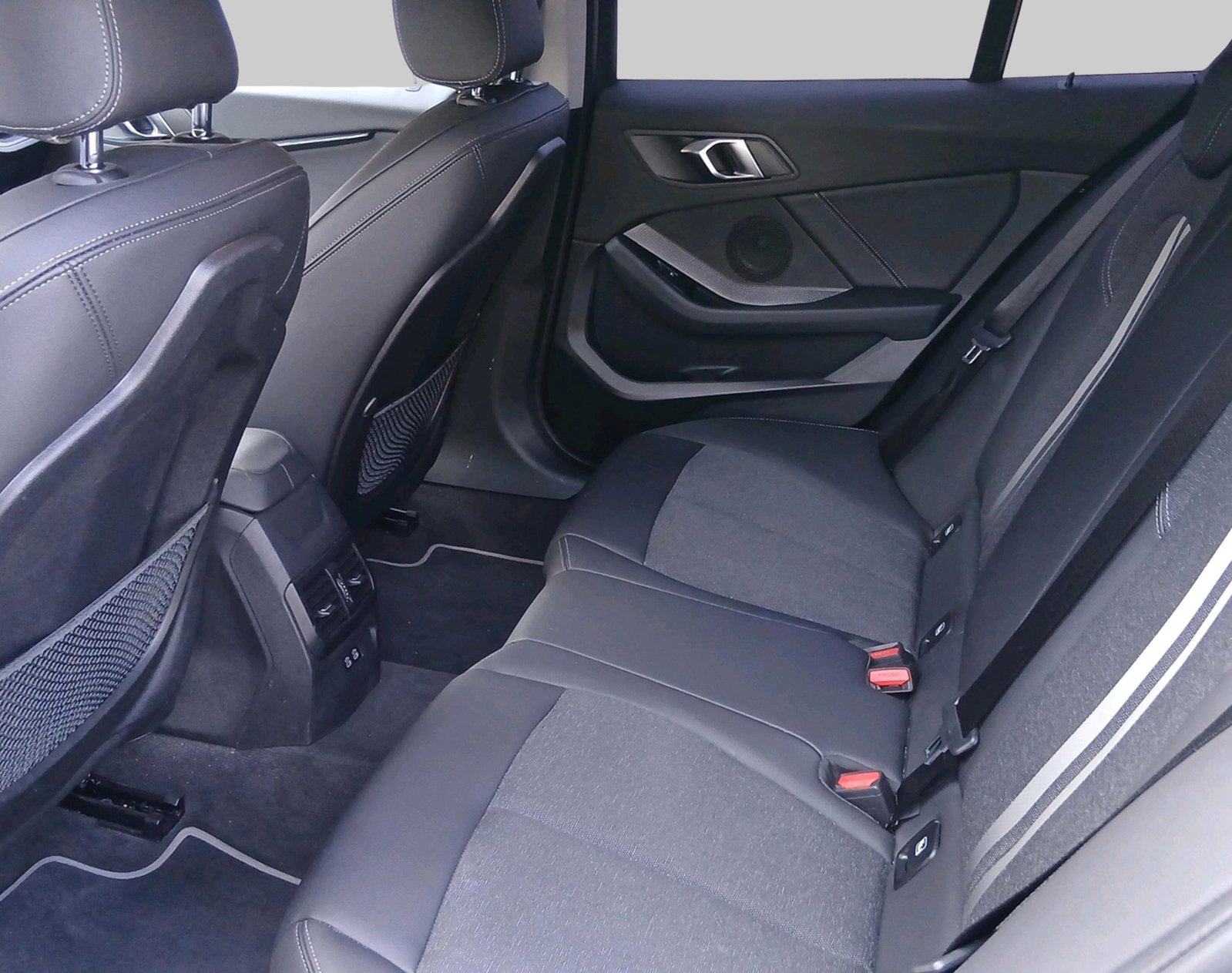 BMW 1er Reihe F40 120d, Diesel, Occasion / Utilisé, Automatique - 4