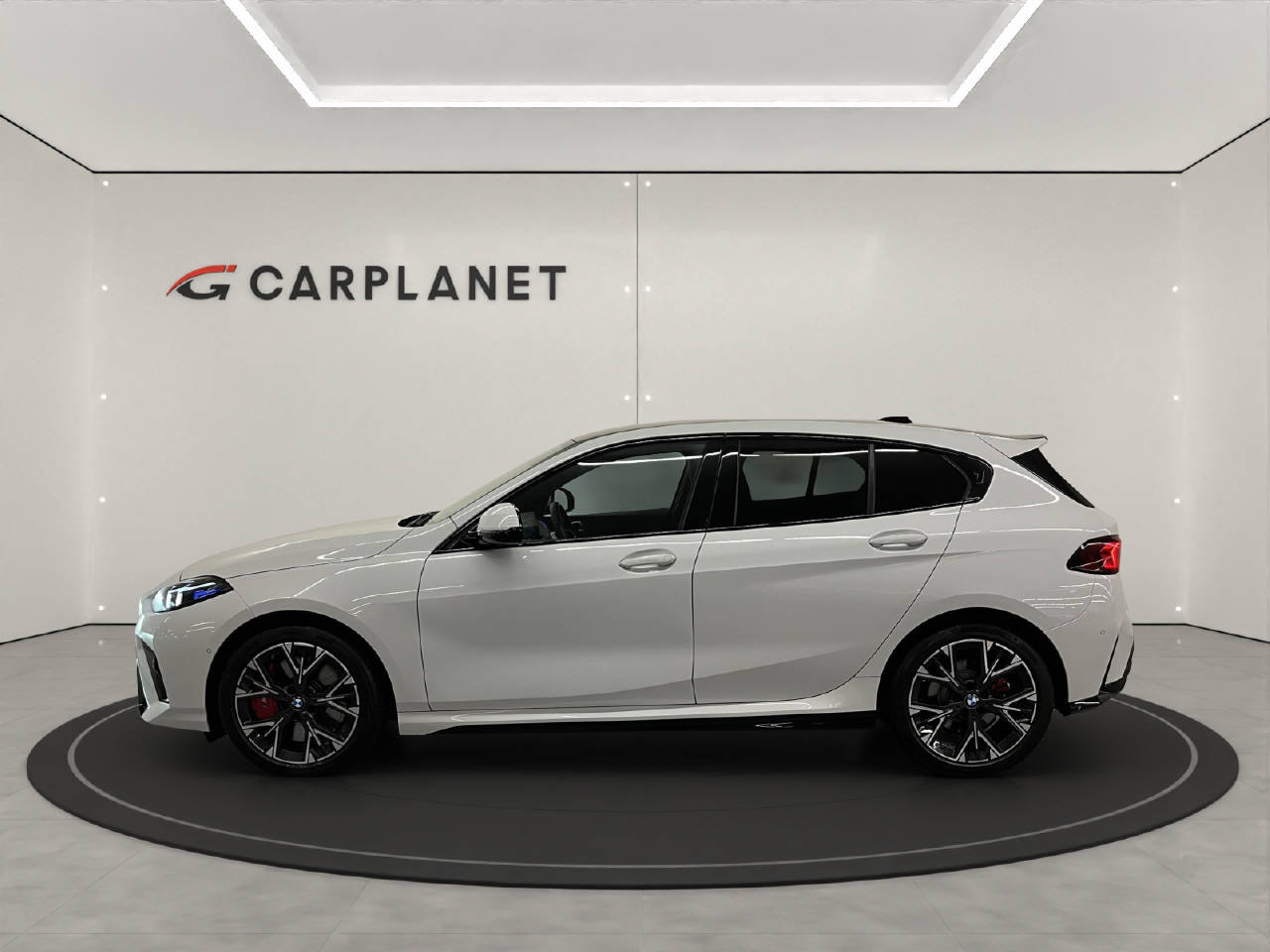 BMW 1er Reihe F70 120d, Mild-Hybrid Diesel/Elektro, Occasion / Gebraucht, Automatik - 2