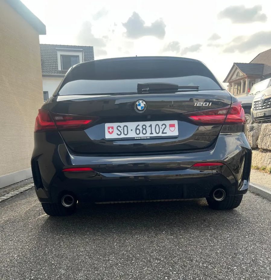 BMW 1er Reihe F40 120i, Benzina, Occasioni / Usate, Automatico - 2
