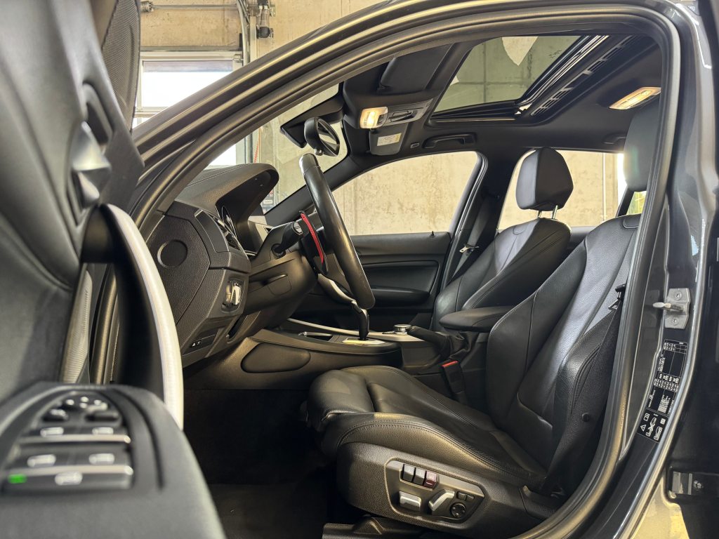 BMW 1er M M140i xDrive, Essence, Occasion / Utilisé, Automatique - 5