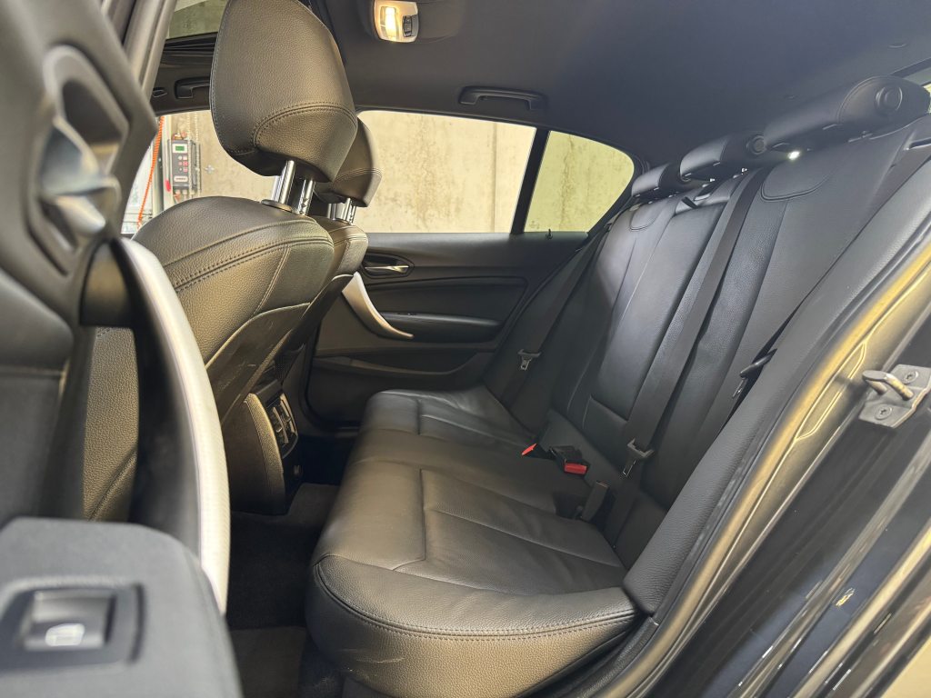 BMW 1er M M140i xDrive, Essence, Occasion / Utilisé, Automatique - 6