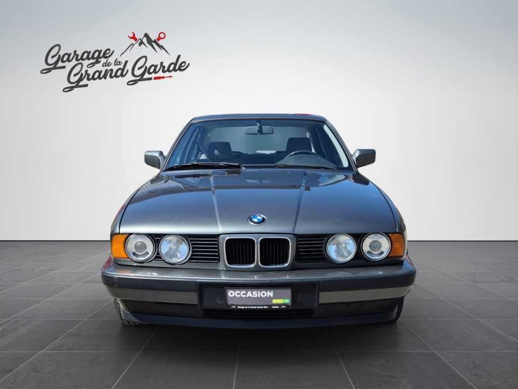 BMW 2000 520i