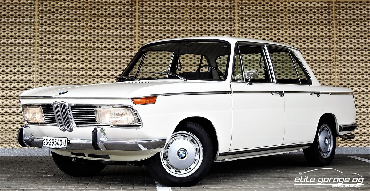BMW 2000