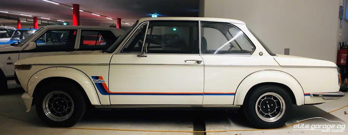 BMW 2002 Turbo, Petrol, Classic, Manual - 4