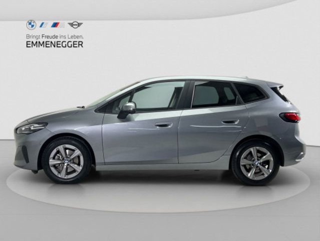 BMW 218i Active Tourer, Benzin, Occasion / Gebraucht, Automatik - 2