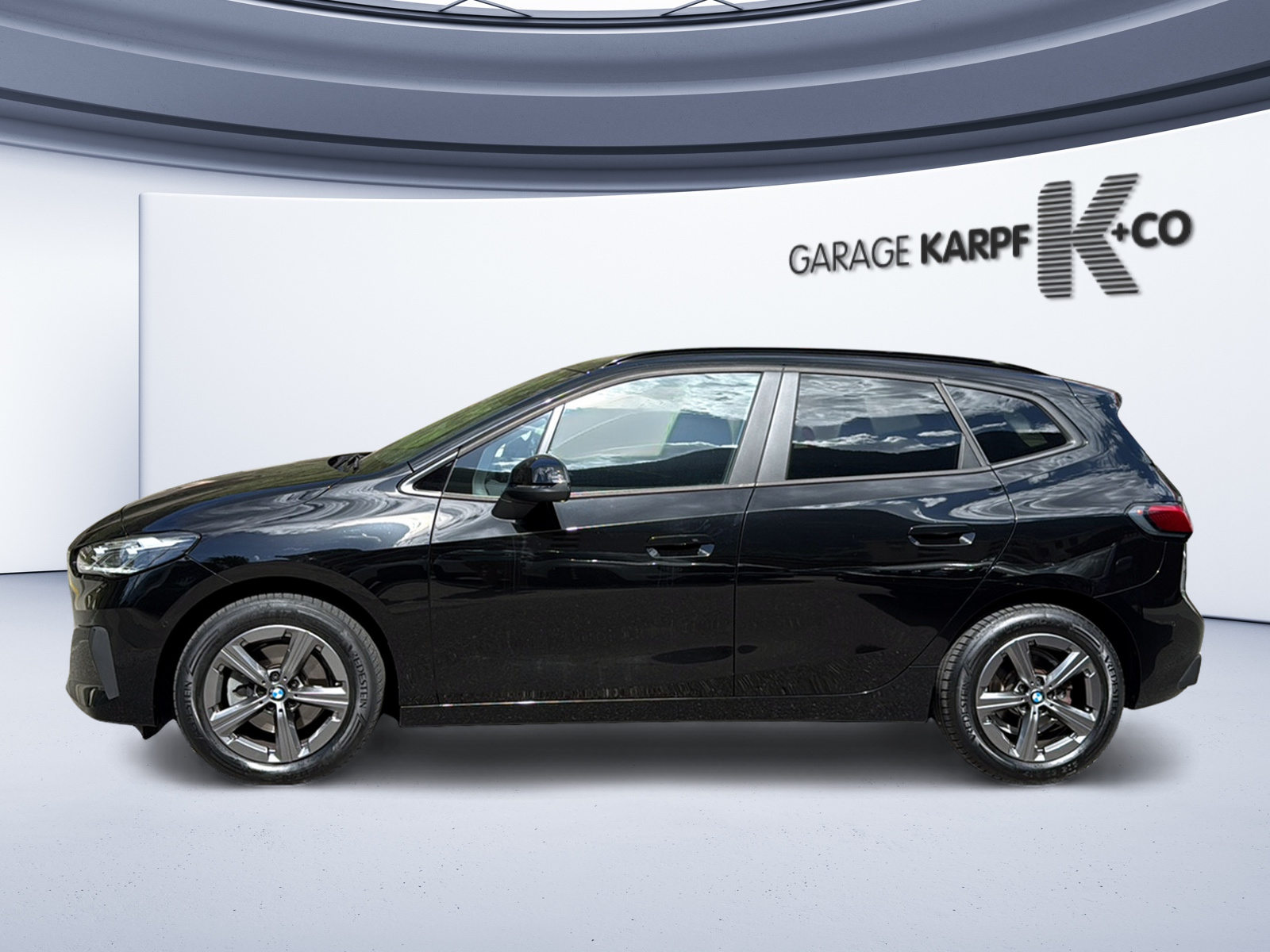 BMW 218i Active Tourer, Benzin, Occasion / Gebraucht, Automatik - 2