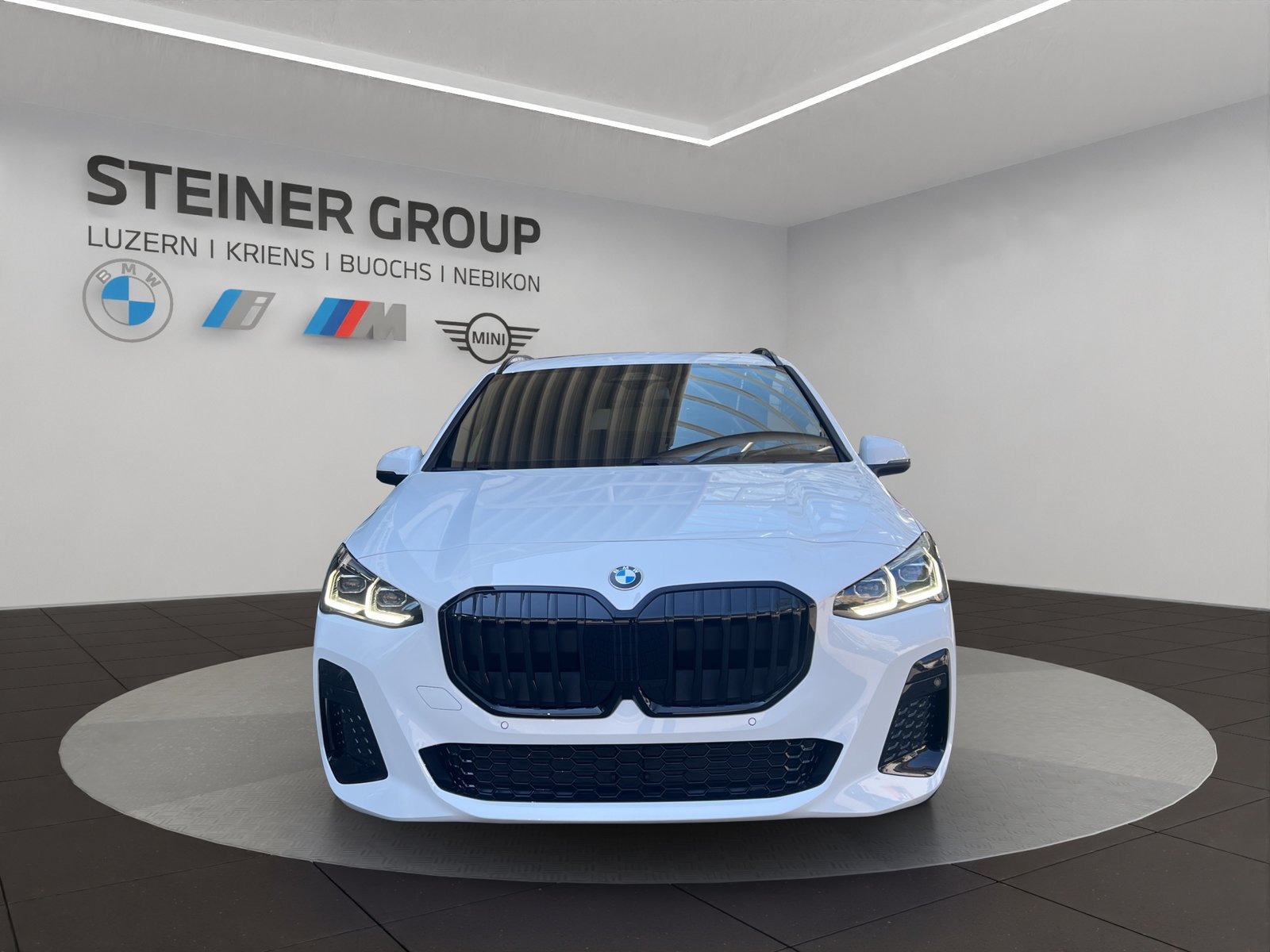 BMW 218d Active Tourer M Sport DKG, Diesel, Neuwagen, Automatik - 2