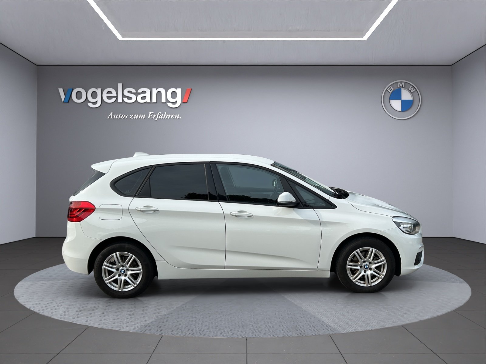 BMW 218d Active Tourer Steptronic, Diesel, Occasion / Gebraucht, Automatik - 3