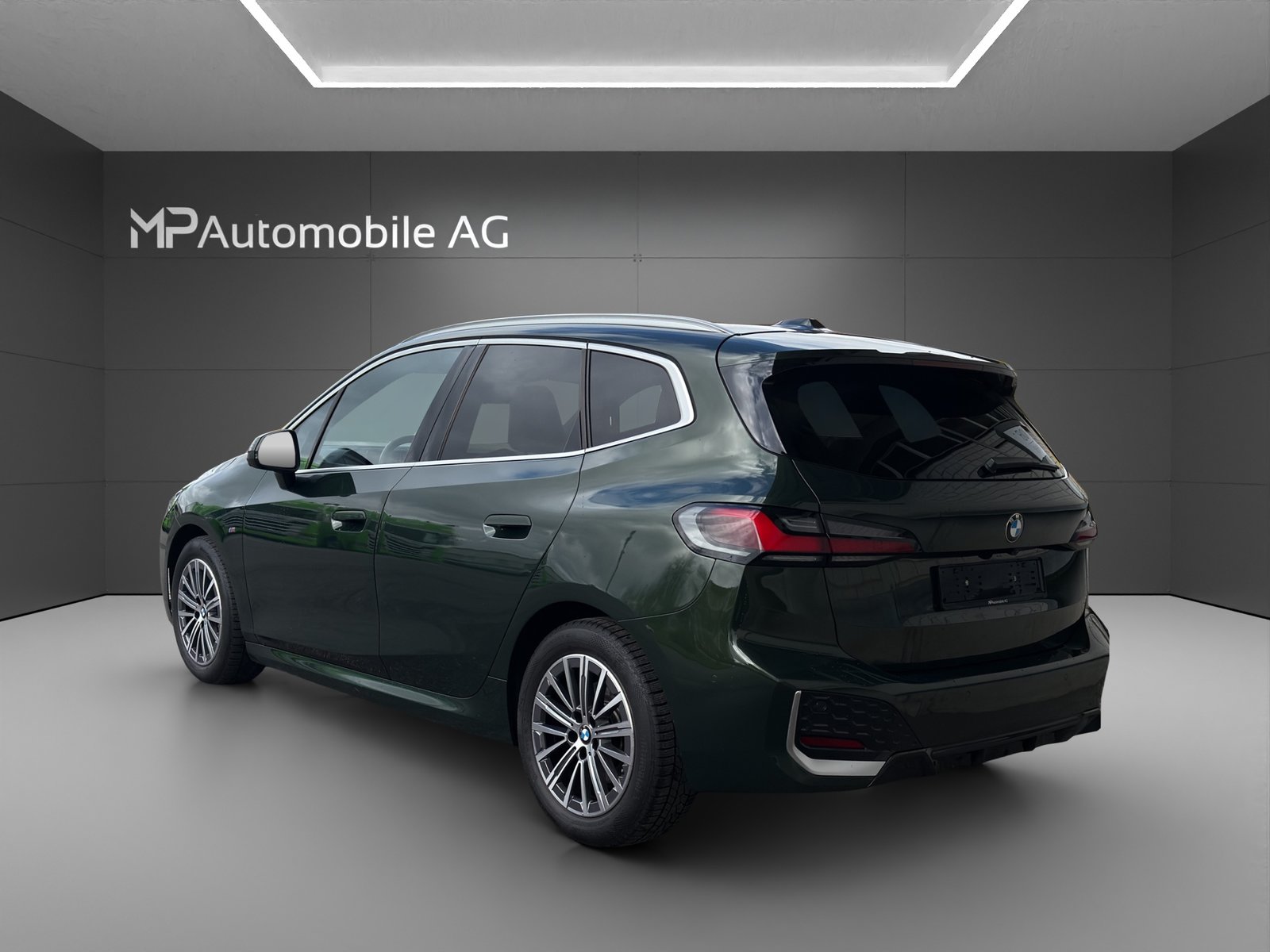 BMW 218d Active Tourer M Sport DKG, Diesel, Second hand / Used, Automatic - 4