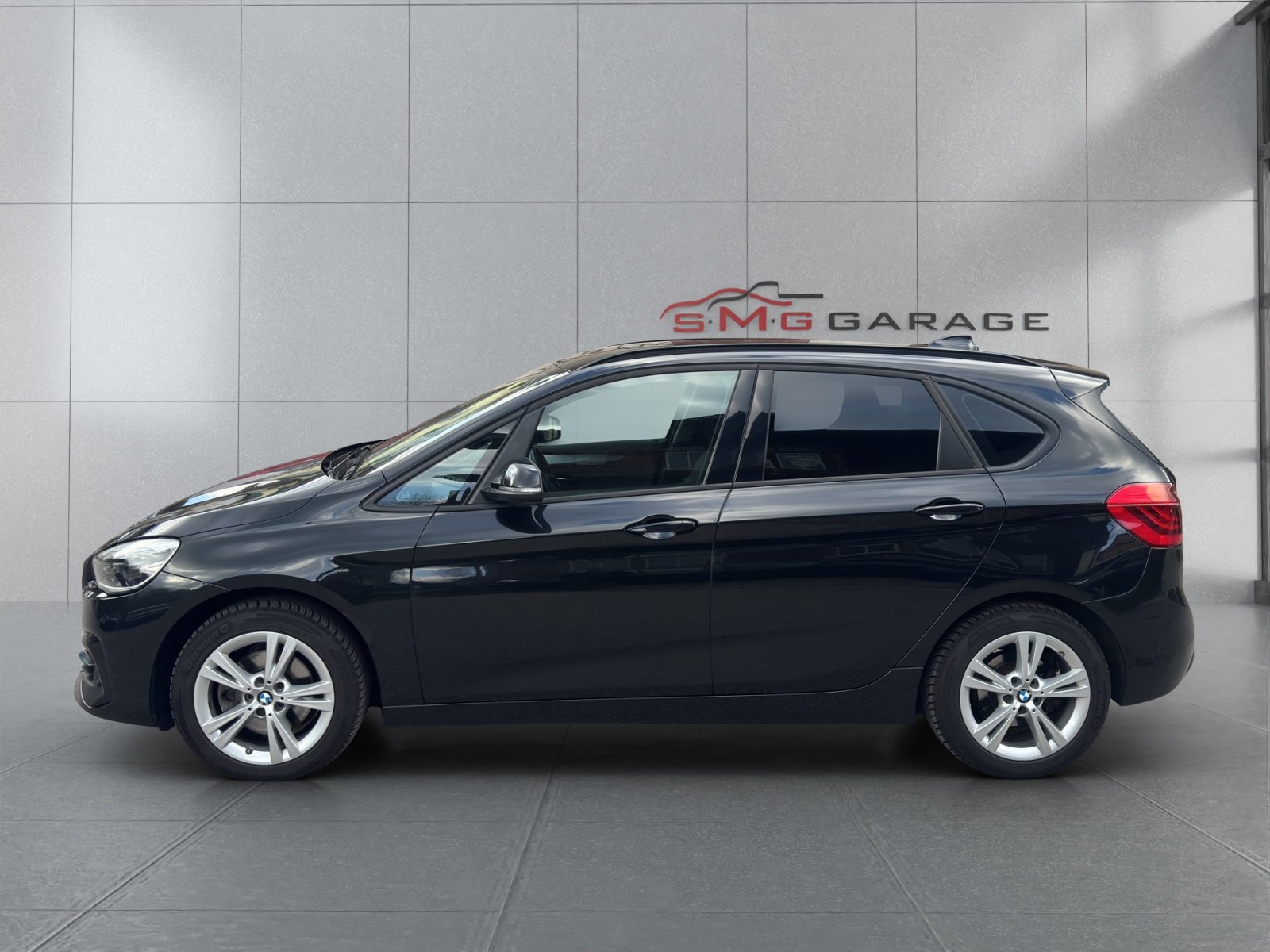 BMW 218d Active Tourer Steptronic, Diesel, Second hand / Used, Automatic - 2