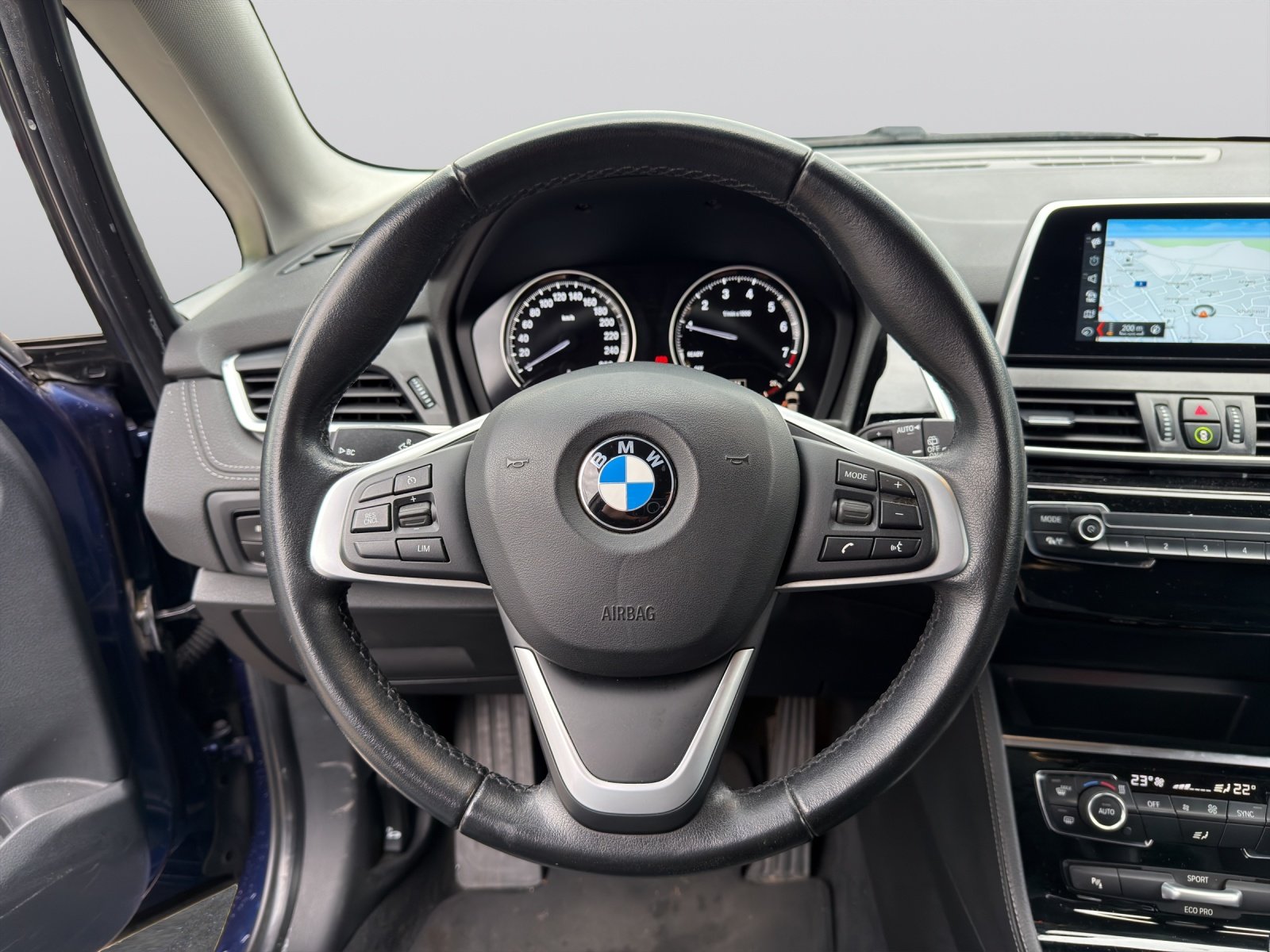 BMW 218i Active Tourer Sport Line, Petrol, Second hand / Used, Manual - 6