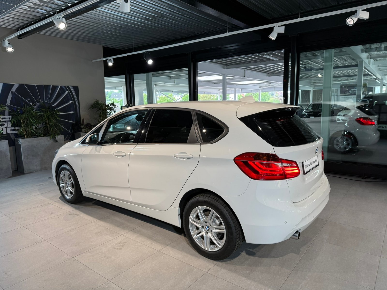 BMW 218d Active Tourer Steptronic, Diesel, Occasion / Gebraucht, Automatik - 4