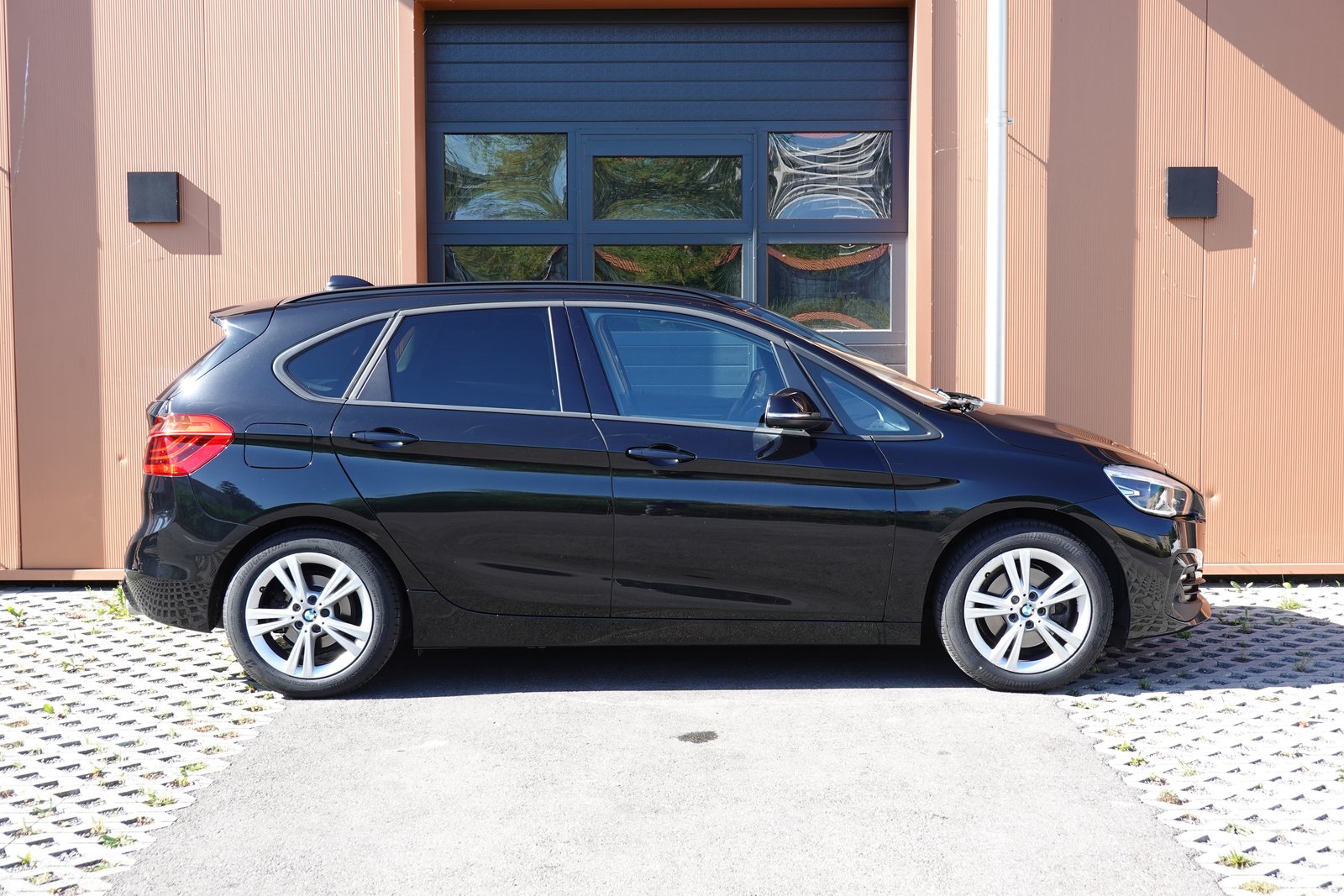 BMW 218d Active Tourer Steptronic - * Véhicule CH *, Diesel, Occasion / Gebraucht, Automatik - 4