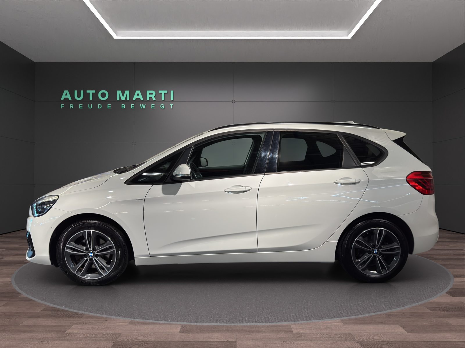 BMW 218d xDrive Active Tourer Sport Line, Diesel, Occasion / Utilisé, Automatique - 2